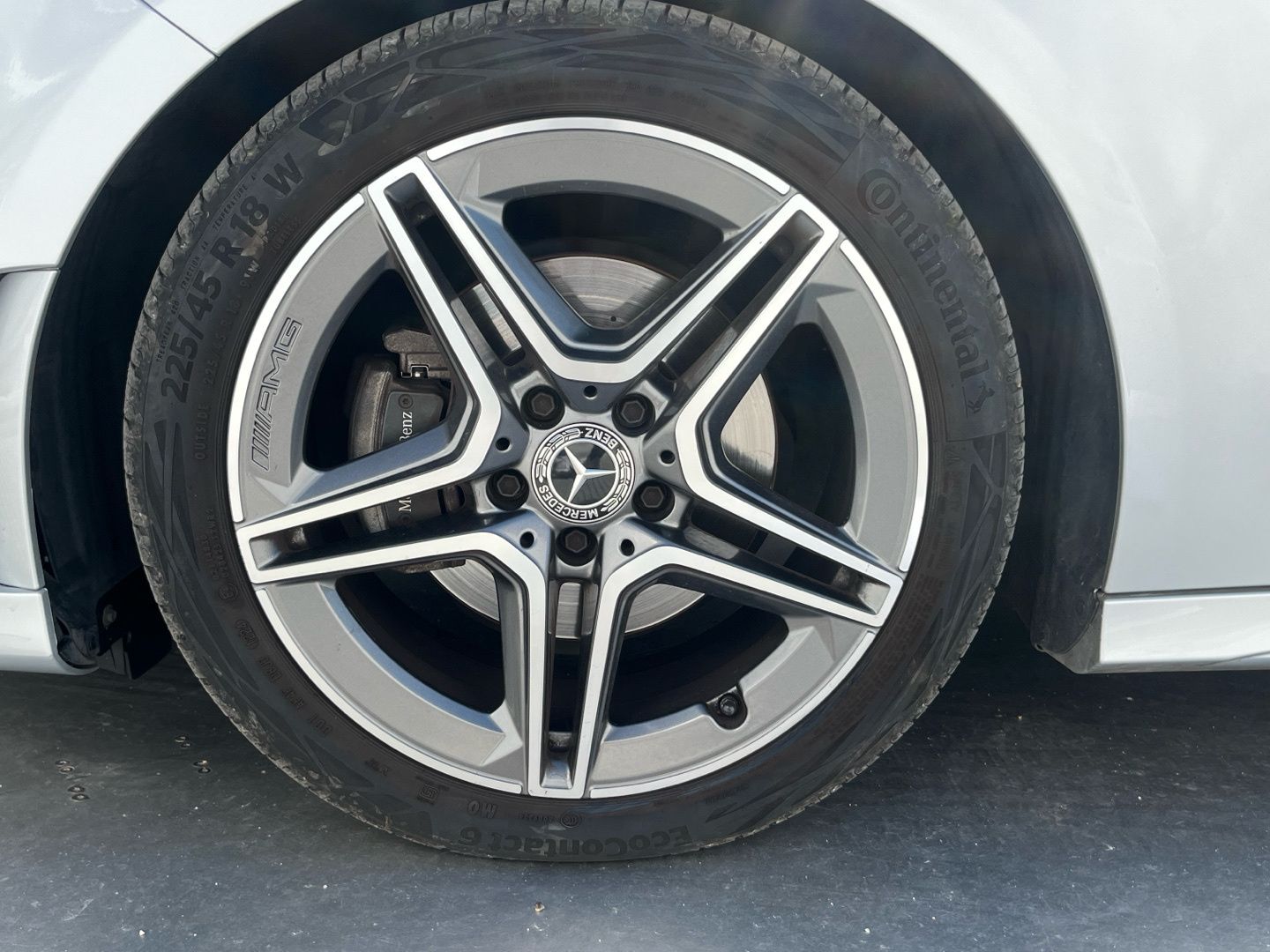 Mercedes-Benz Clase A 180 100 kW (136 CV)
