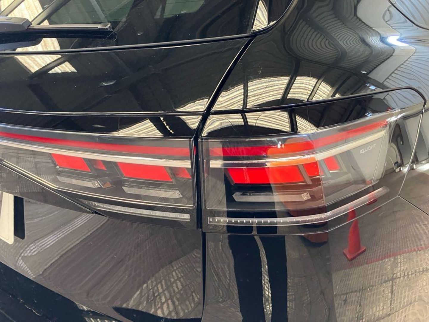 Volkswagen Passat Variant R-Line eHybrid PHEV 200 kW (272 CV) DSG