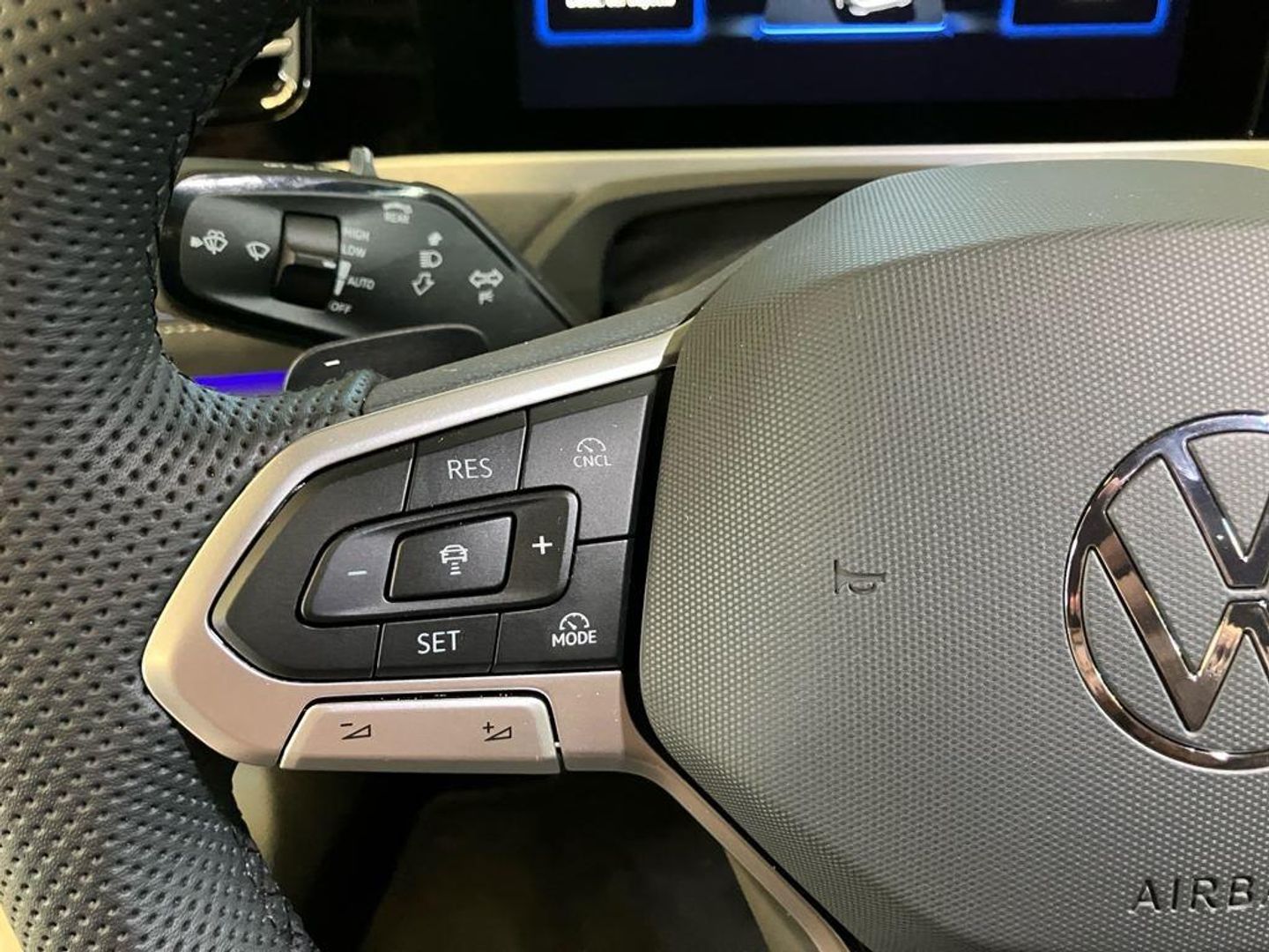 Volkswagen Passat Variant R-Line eHybrid PHEV 200 kW (272 CV) DSG