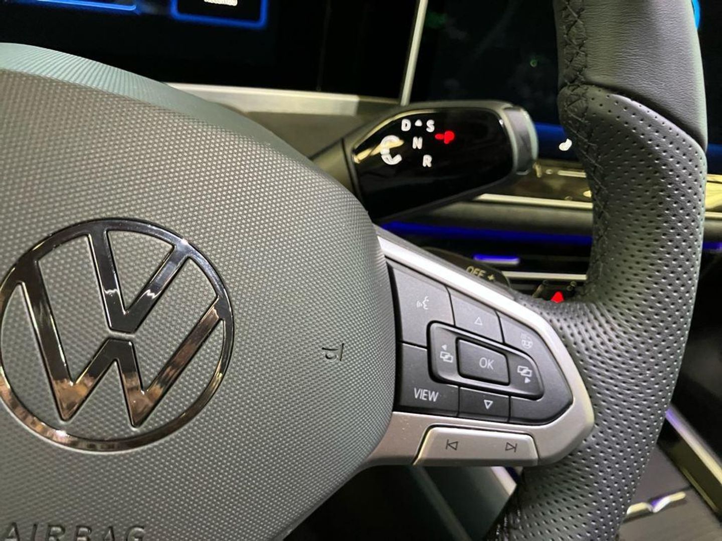 Volkswagen Passat Variant R-Line eHybrid PHEV 200 kW (272 CV) DSG