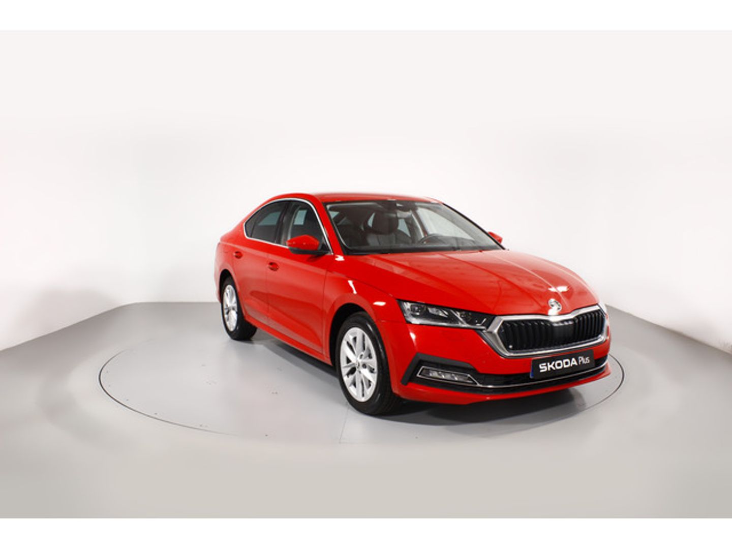 Skoda Octavia 1.5 TSI m-HEV Selection DSG 110 kW (150 CV) Rojo Sedan
