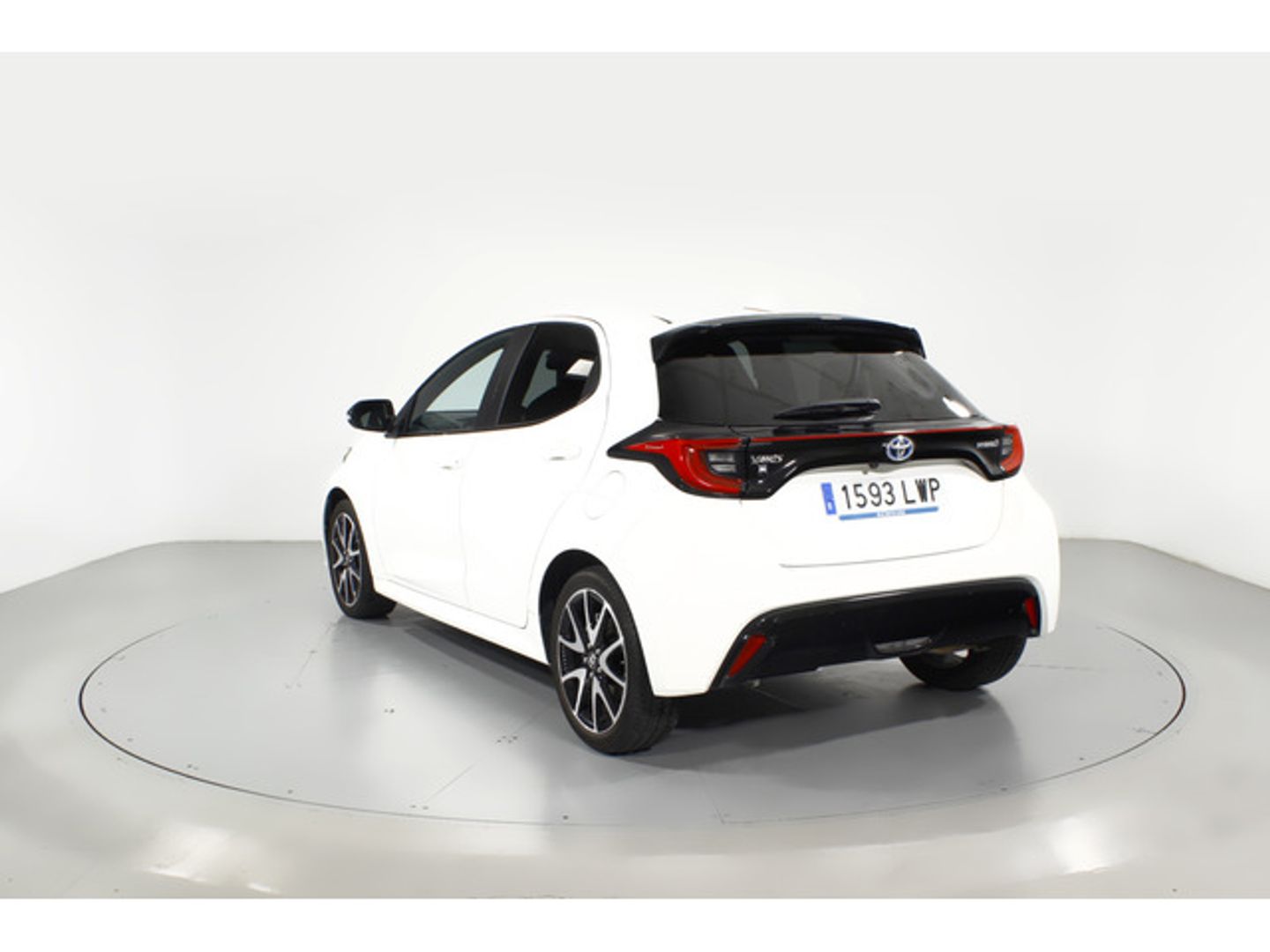 Toyota Yaris 120H Style 85 kW (116 CV)