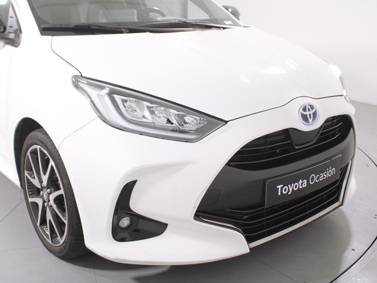 Toyota Yaris 120H Style 85 kW (116 CV)
