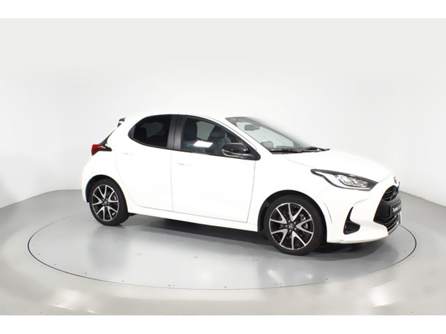 Toyota Yaris 120H Style 85 kW (116 CV)