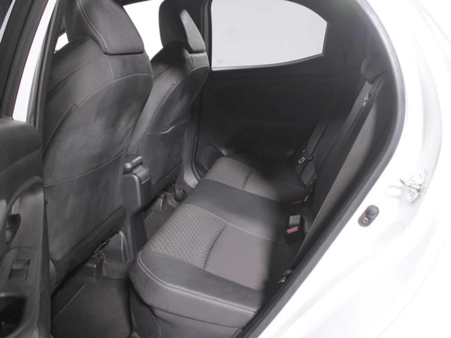 Toyota Yaris 120H Style 85 kW (116 CV)