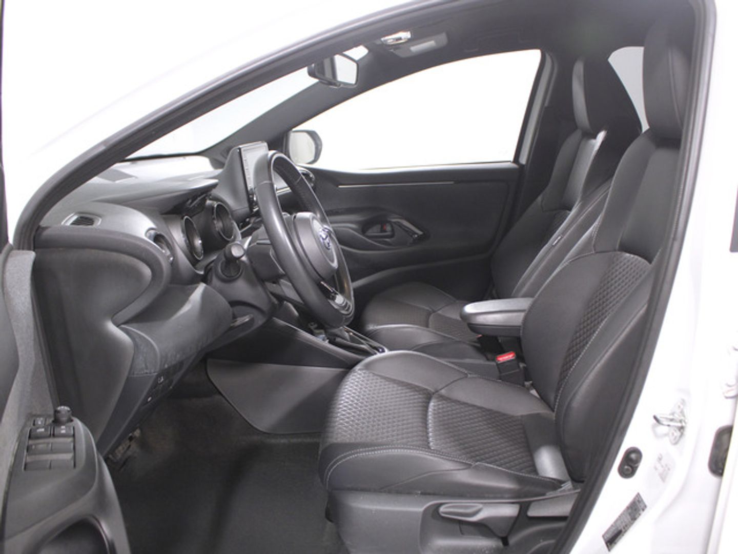 Toyota Yaris 120H Style 85 kW (116 CV)
