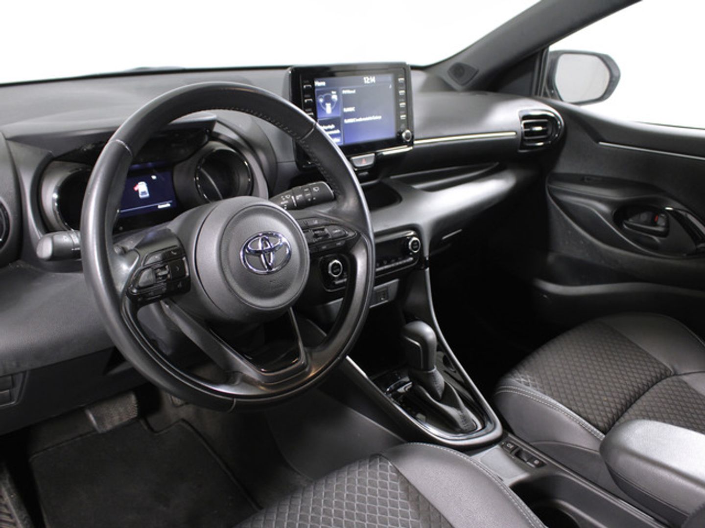 Toyota Yaris 120H Style 85 kW (116 CV)