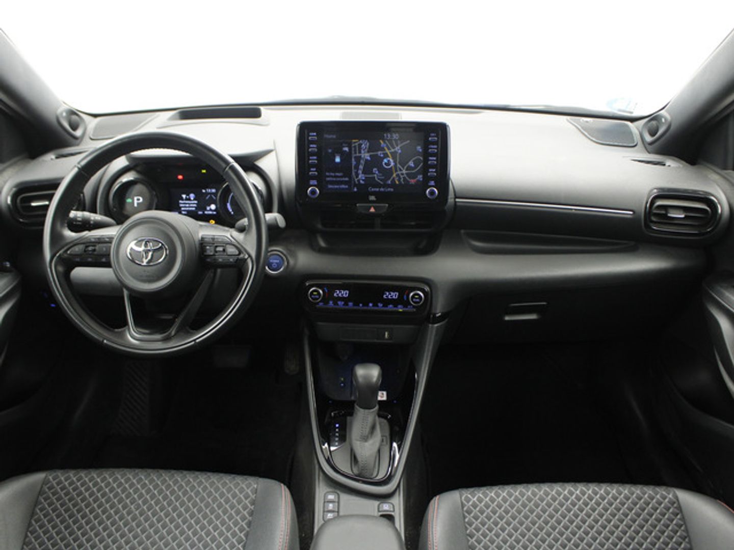 Toyota Yaris 1.5 120H Style P. Premier Edition 85 kW (116 CV)