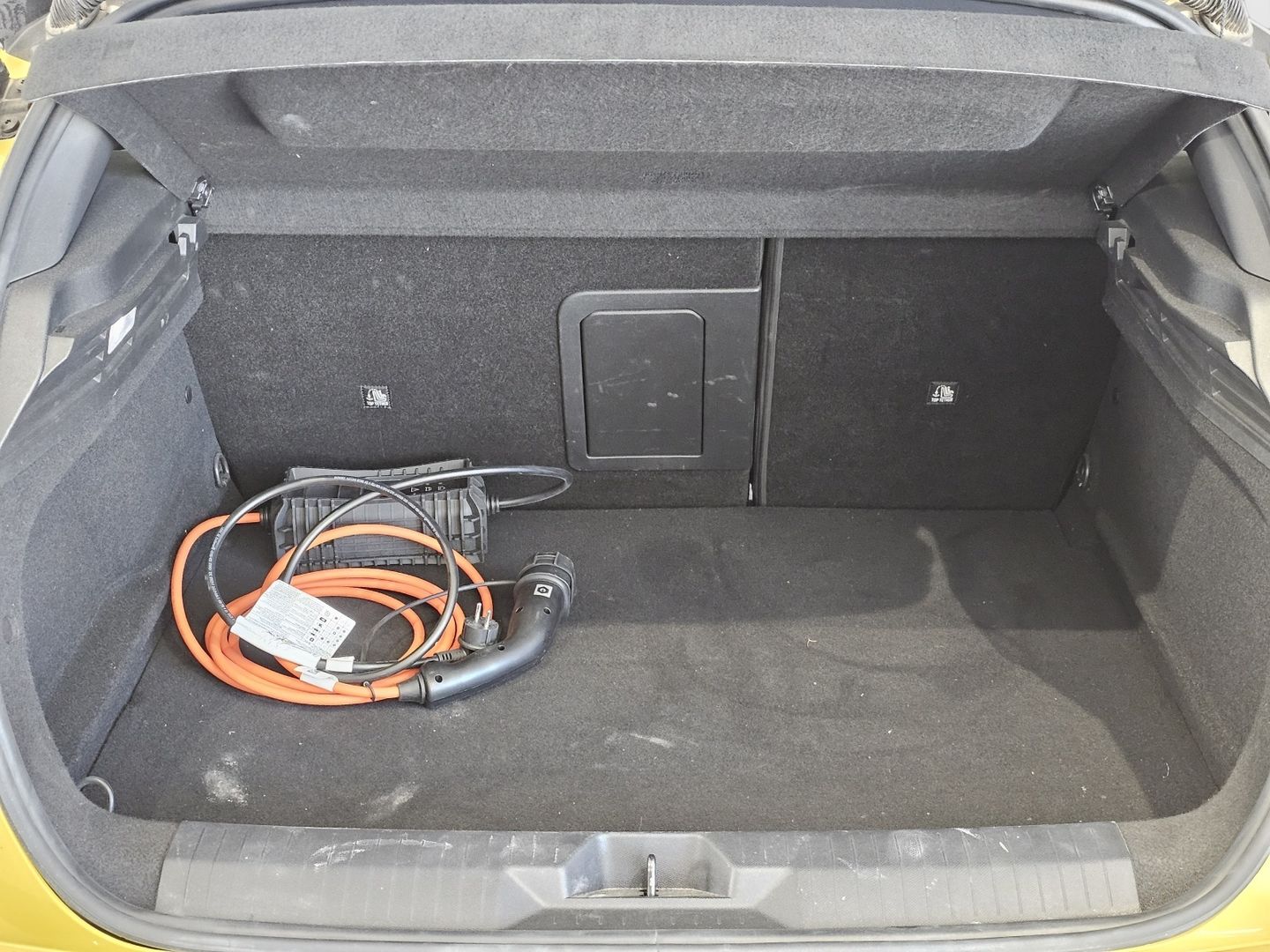 Opel Astra 1.6T Hybrid S/S Ultimate Auto 133 kW (181 CV)