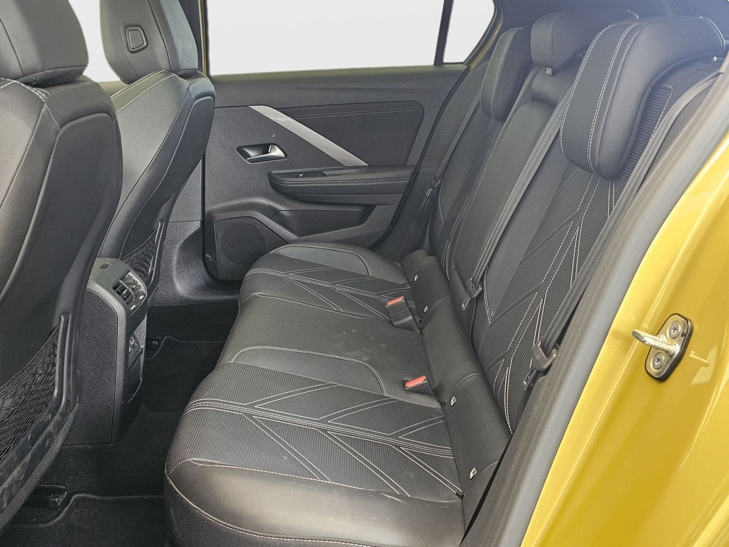 Opel Astra 1.6T Hybrid S/S Ultimate Auto 133 kW (181 CV)