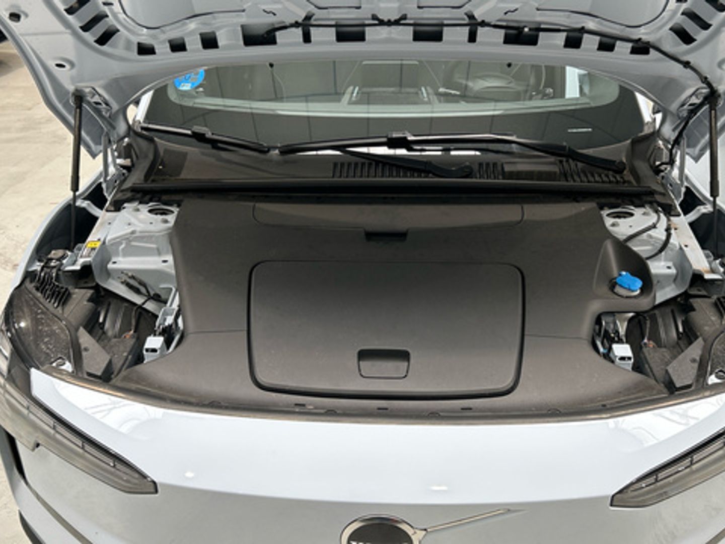 Volvo EX30 Single Motor Extended Range Core Auto 200 kW (272 CV)