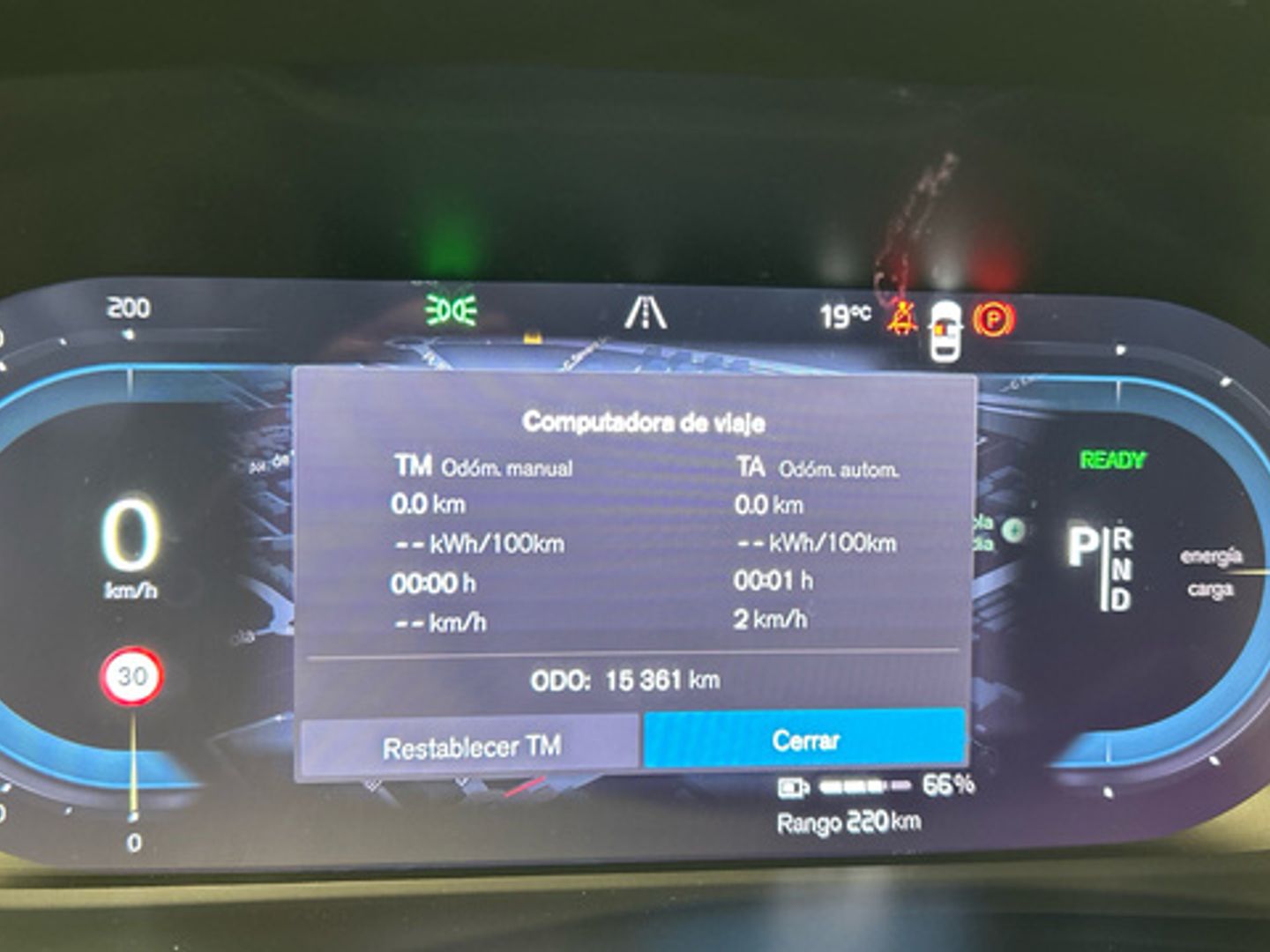 Volvo C40 Recharge Single Plus Auto 175 kW (238 CV)