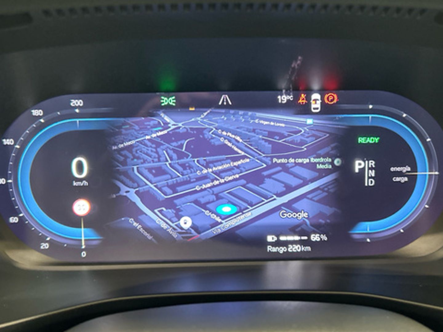 Volvo C40 Recharge Single Plus Auto 175 kW (238 CV)