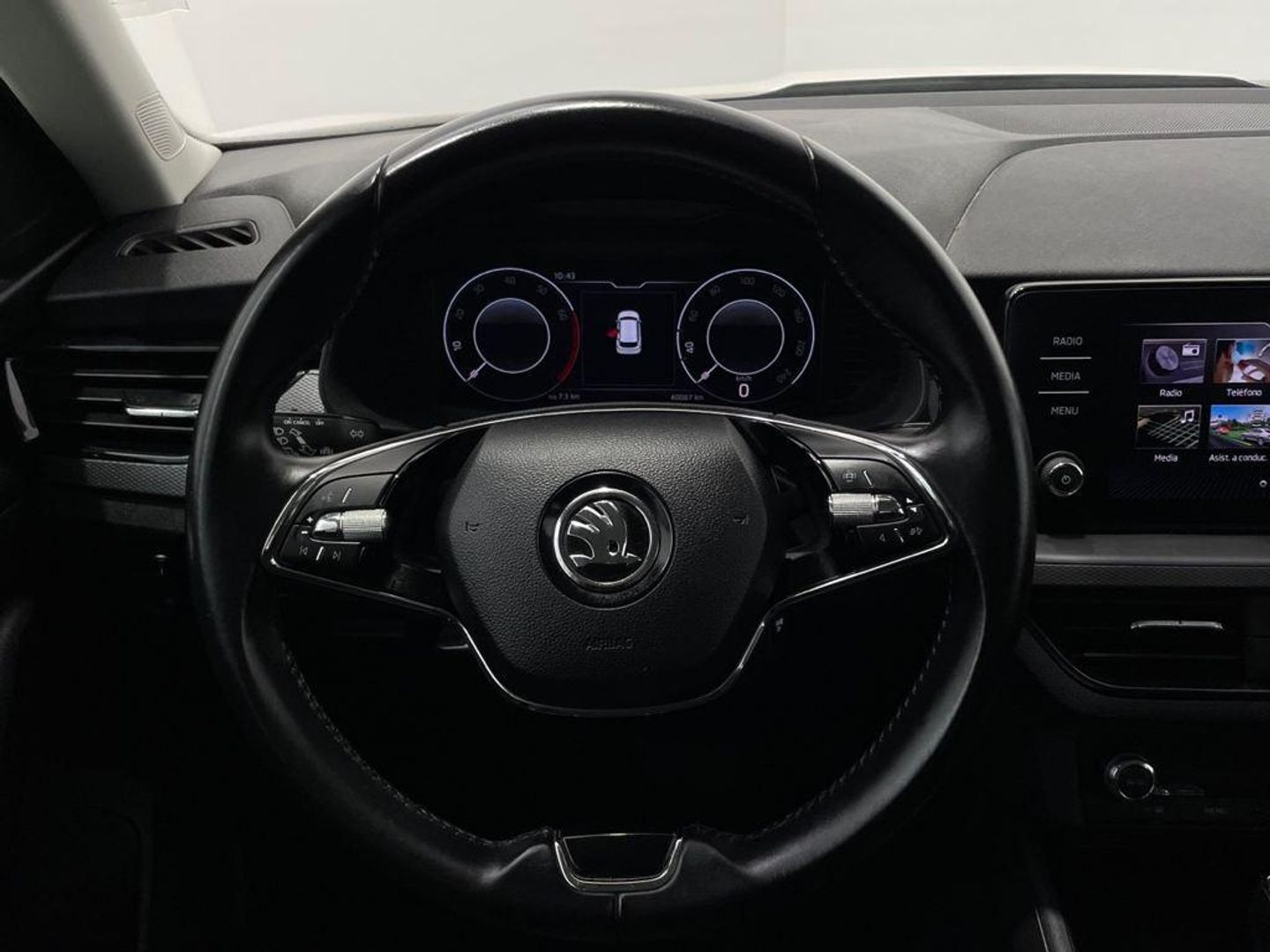 Skoda Kamiq 1.0 TSI Ambition DSG 81 kW (110 CV)