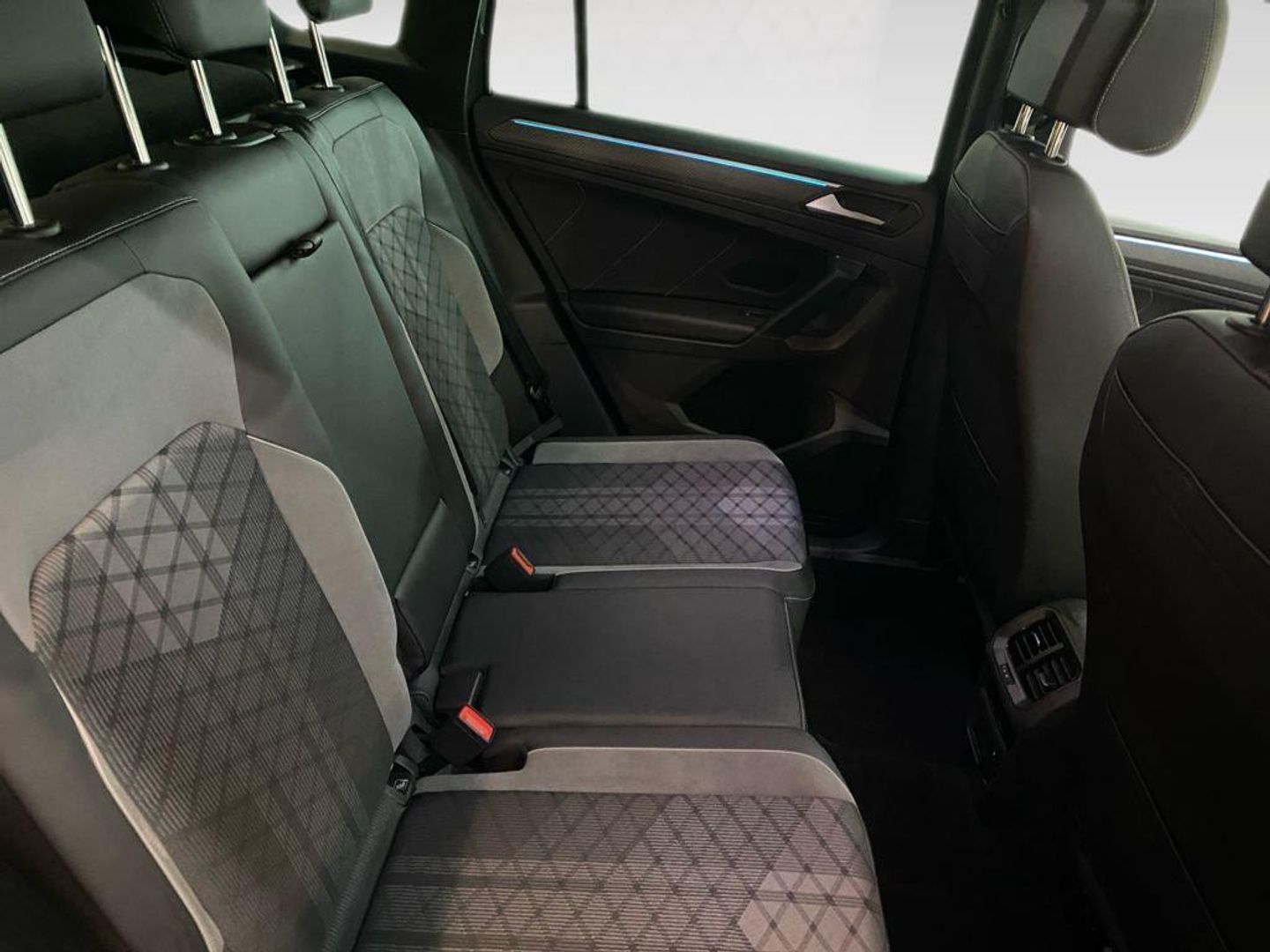 Volkswagen Tiguan R-Line 2.0 TDI 110 kW (150 CV) DSG