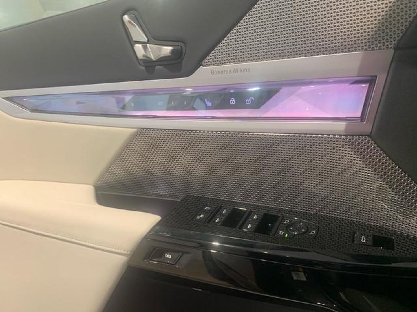 BMW i7 eDrive50 335 kW (455 CV)