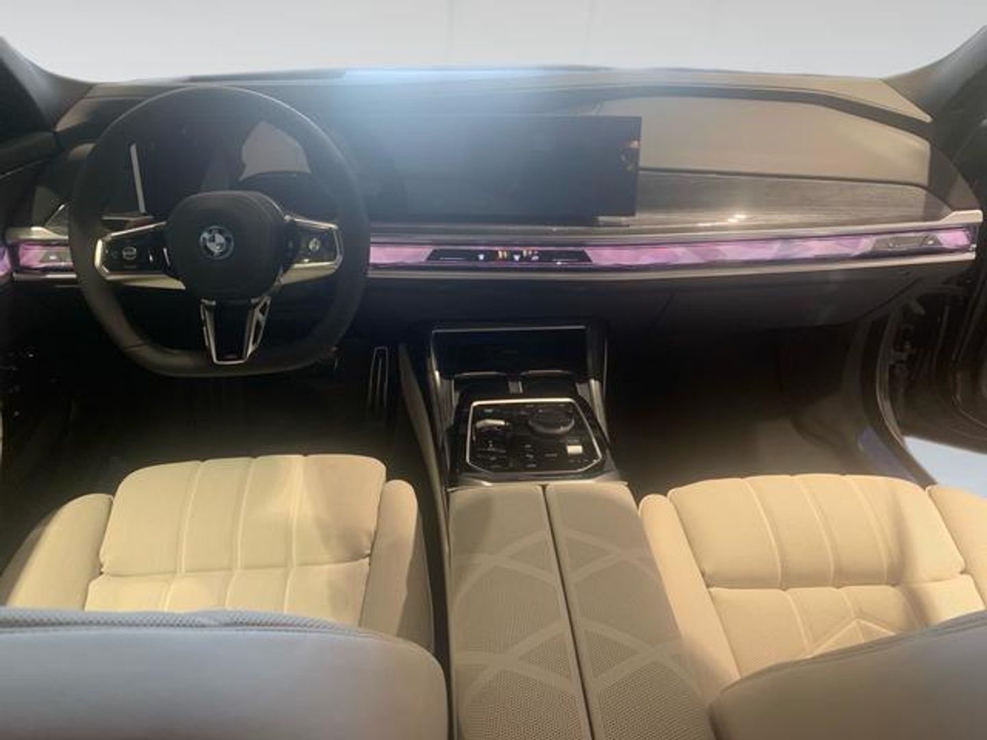 BMW i7 eDrive50 335 kW (455 CV)