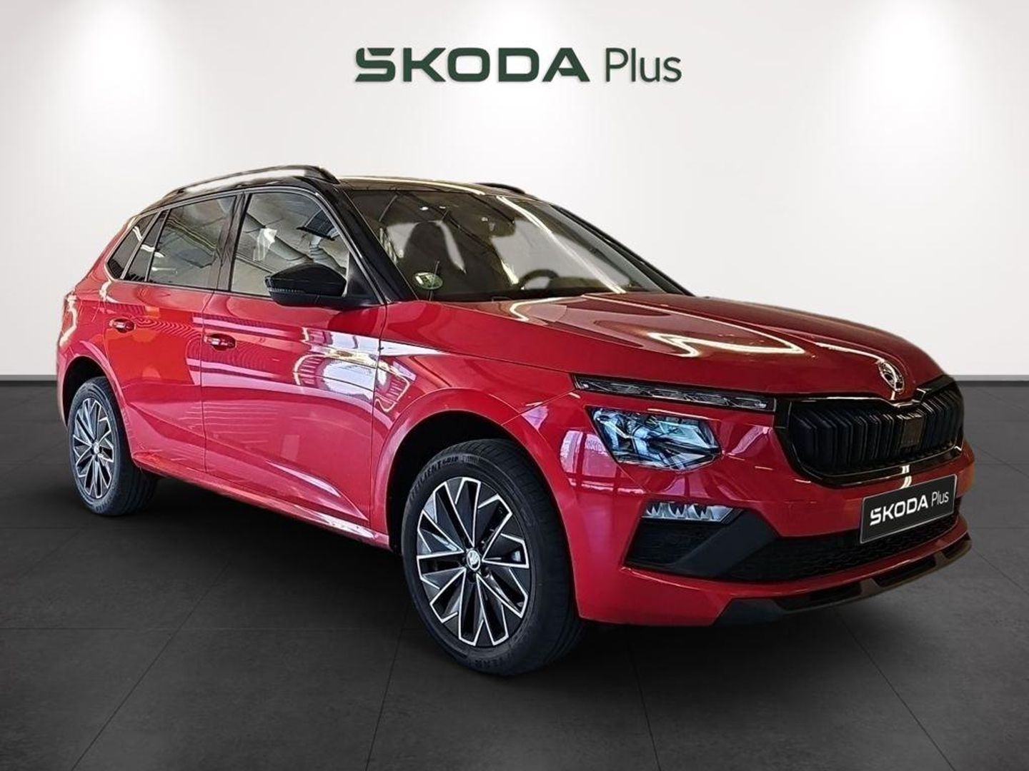 Skoda Kamiq 1.0 TSI Design DSG 85 kW (115 CV) Rojo 