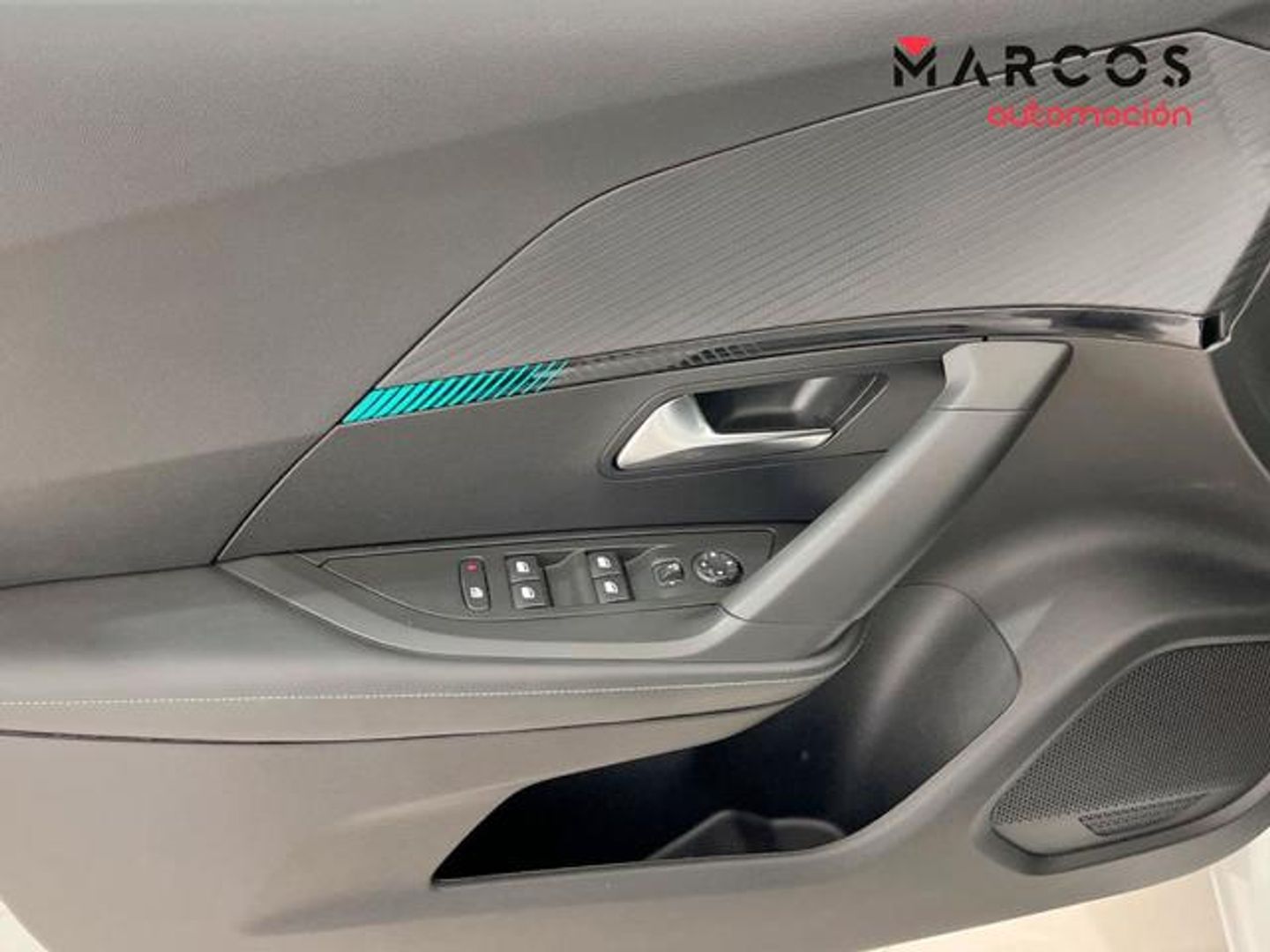 Peugeot 2008 PureTech 130 S&S Allure EAT8 96 kW (130 CV)