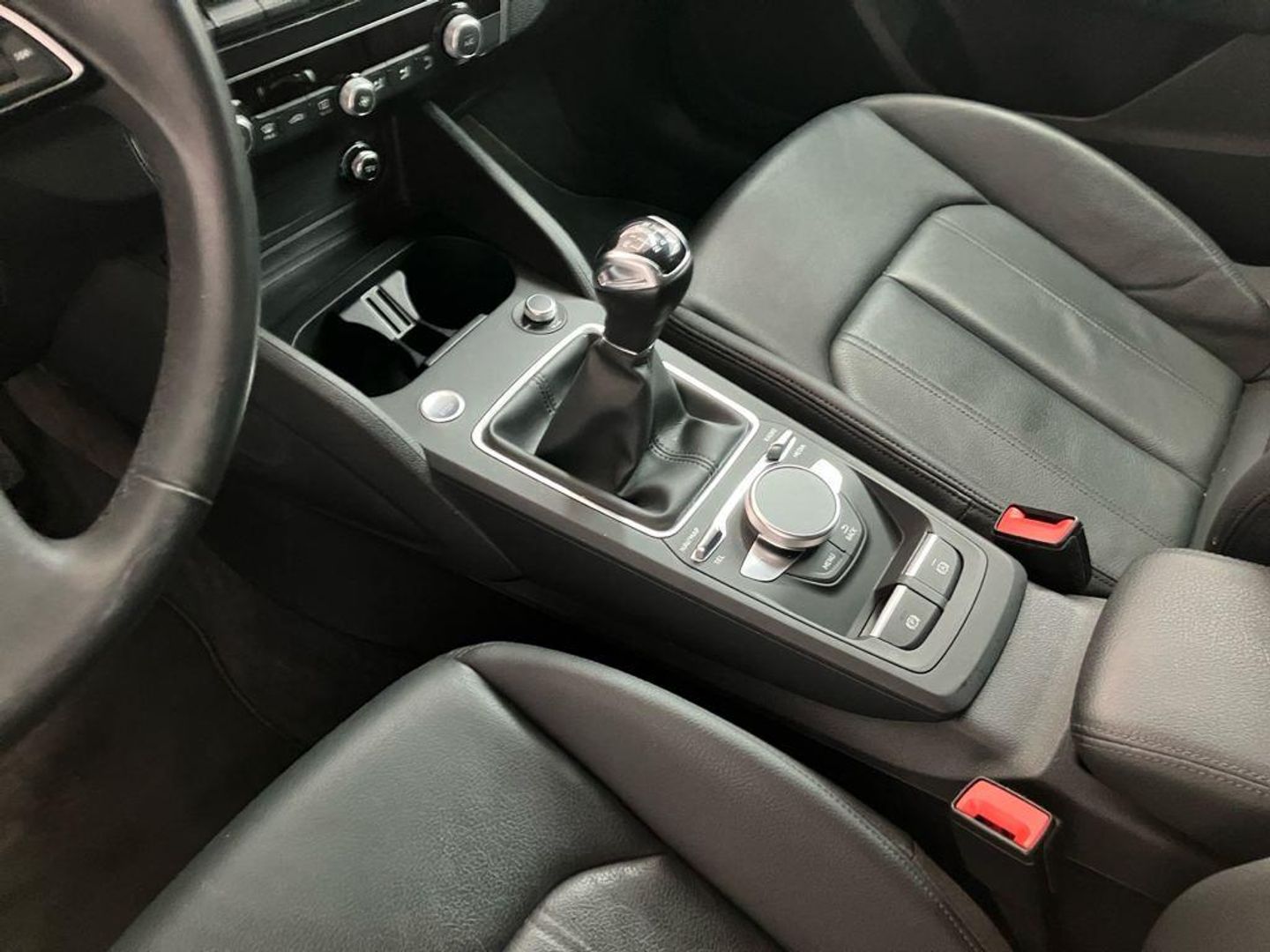 Audi Q2 Black line 35 TFSI 110 kW (150 CV)