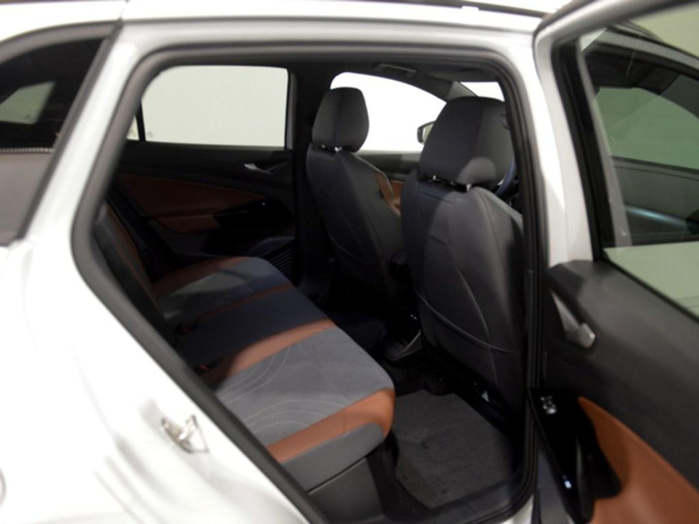 Volkswagen ID.4 1st Max Automático 1 vel. 150 kW (204 CV)