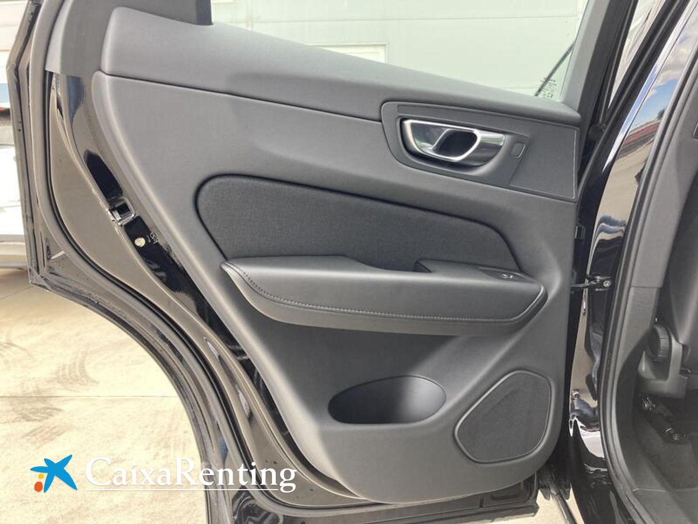 Volvo XC60 T6 Recharge R-Design Exp AWD Auto 250 kW (340 CV)