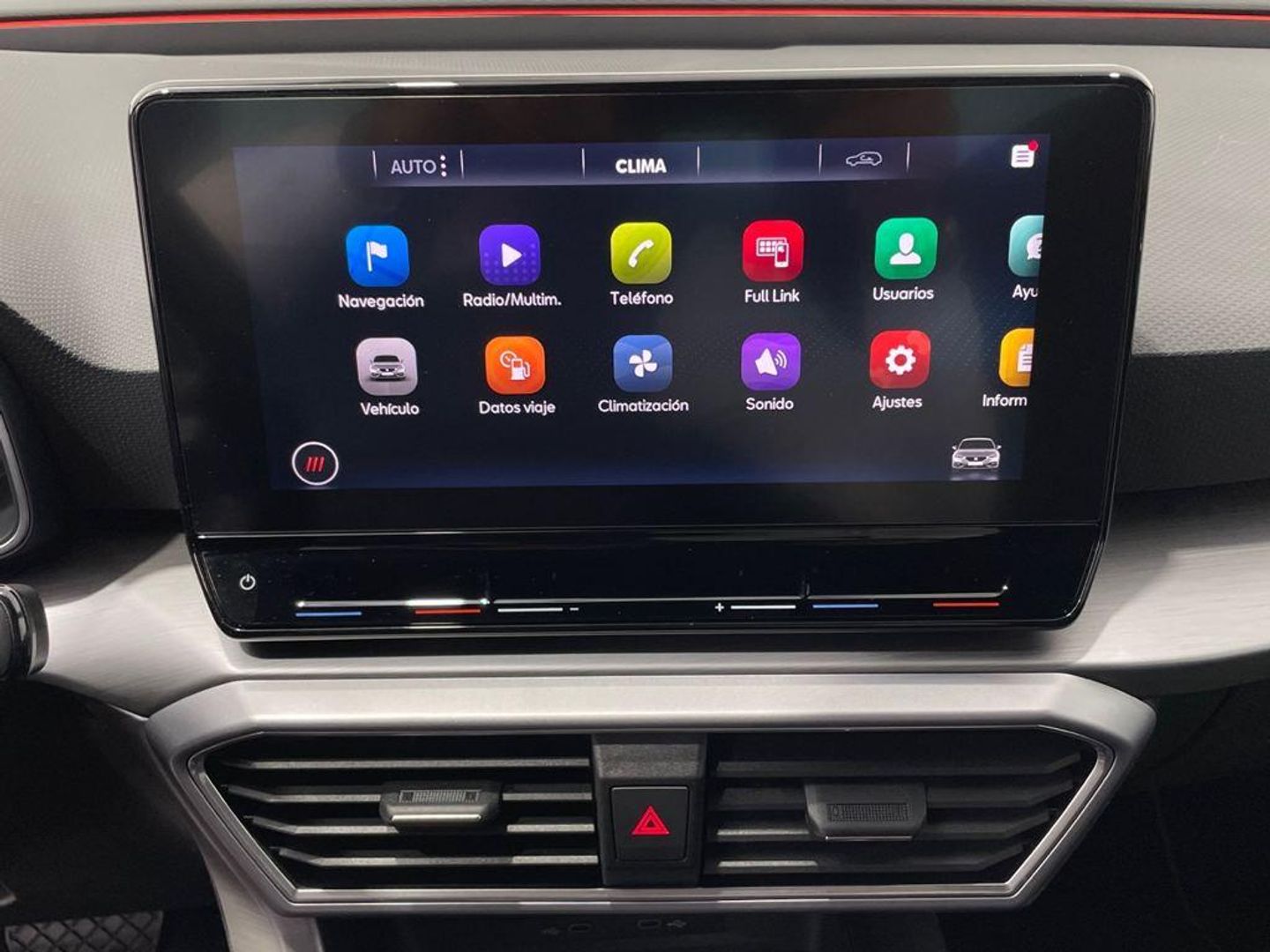 SEAT León 1.5 eTSI S&S FR Go L DSG 110 kW (150 CV)