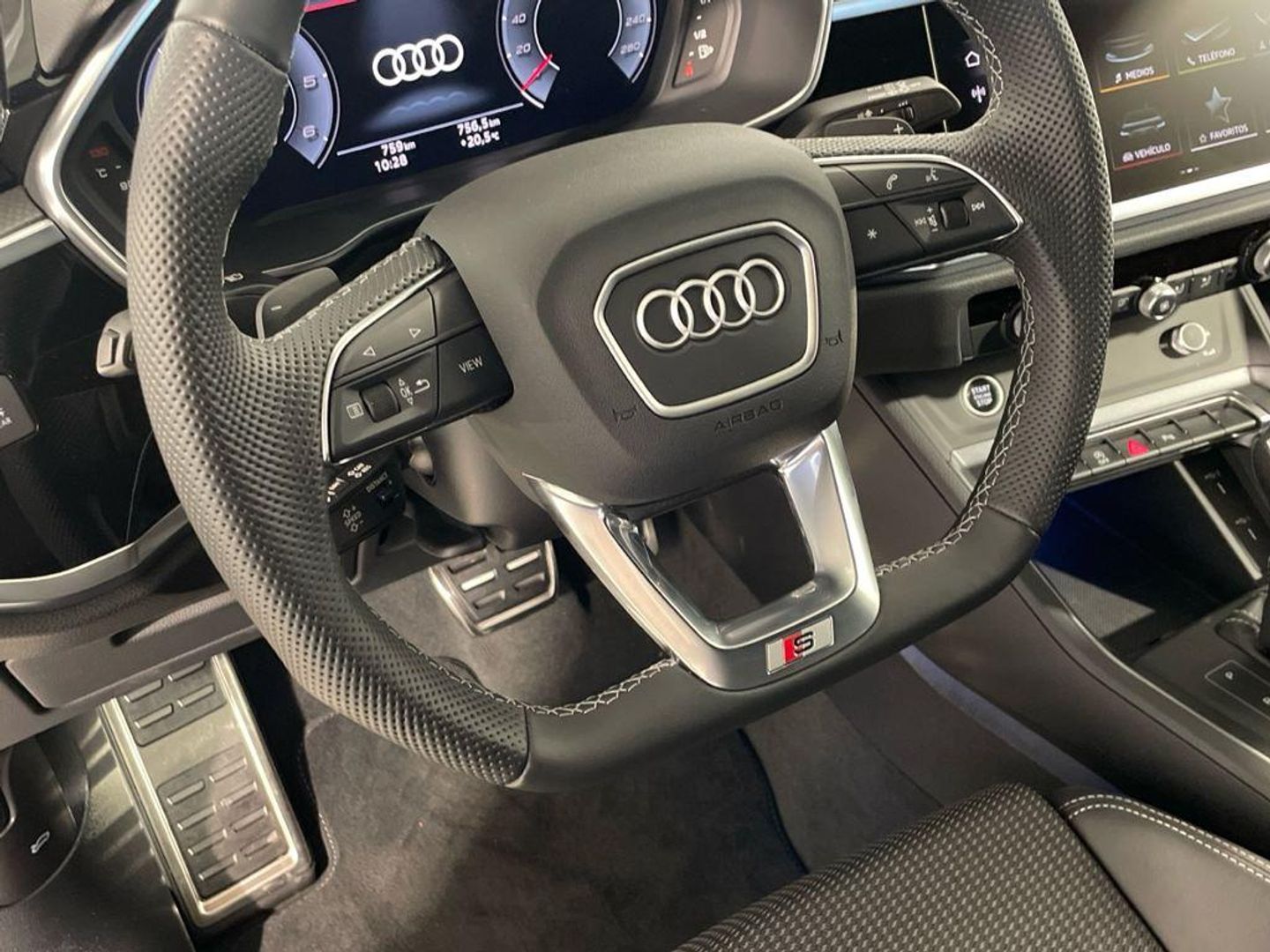 Audi Q3 Black line 35 TDI 110 kW (150 CV) S tronic
