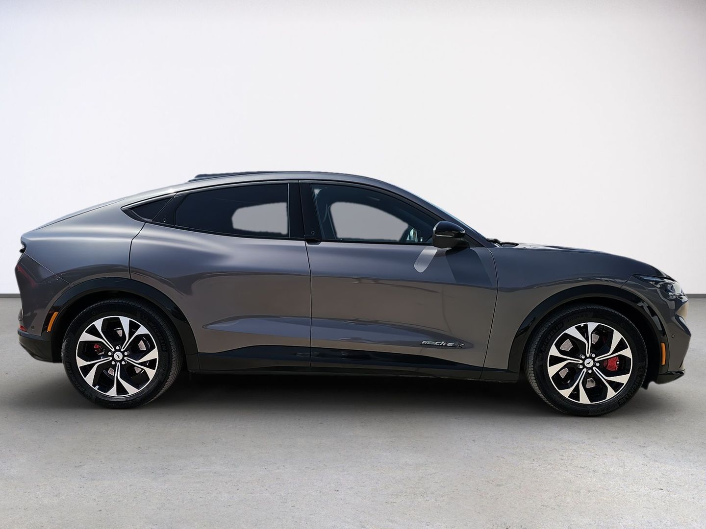 Ford Mustang Mach-E Batería 75.7Kwh Base 198 kW (269 CV)