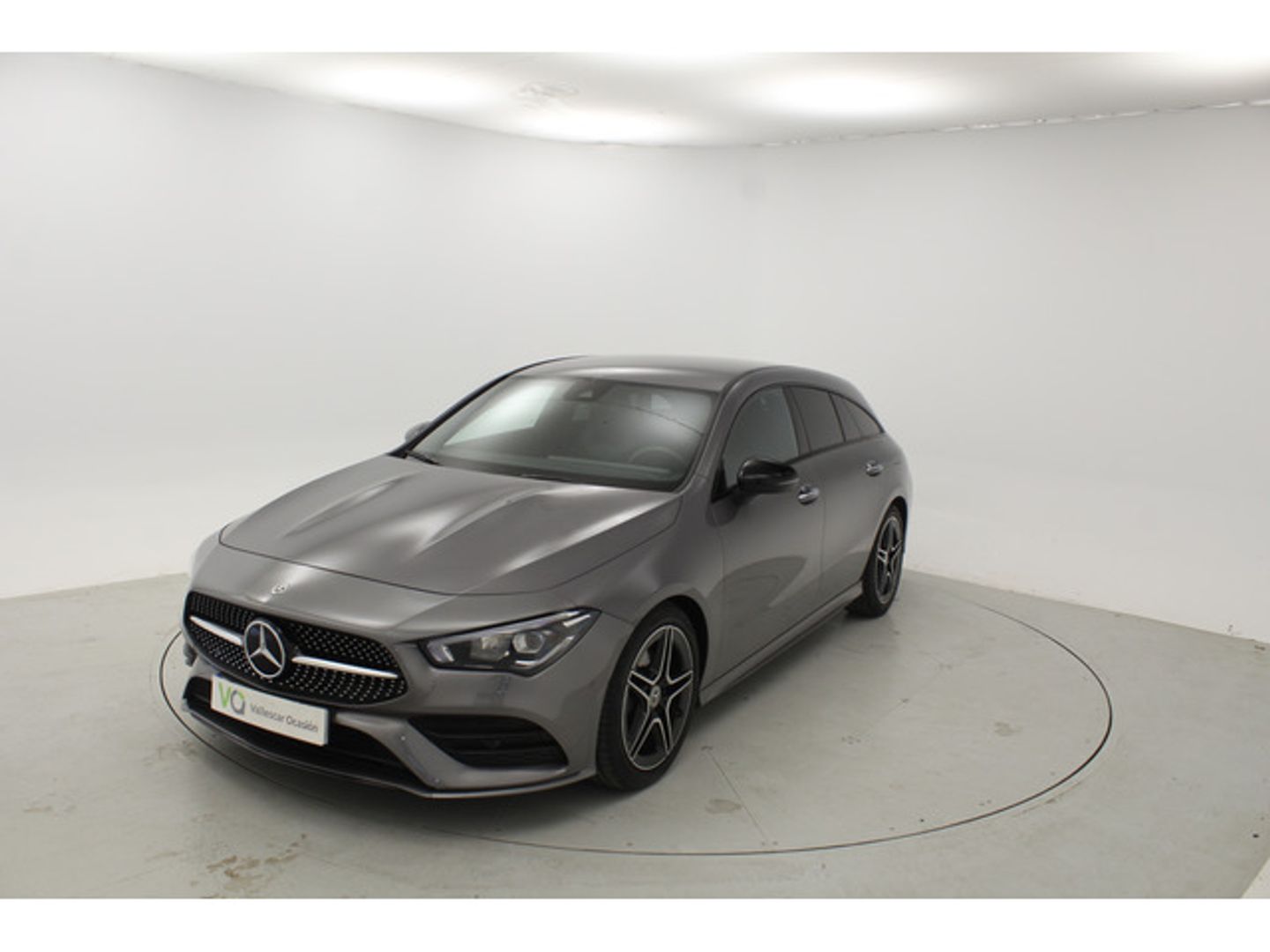 Mercedes-Benz CLA Shooting Brake 180 100 kW (136 CV)