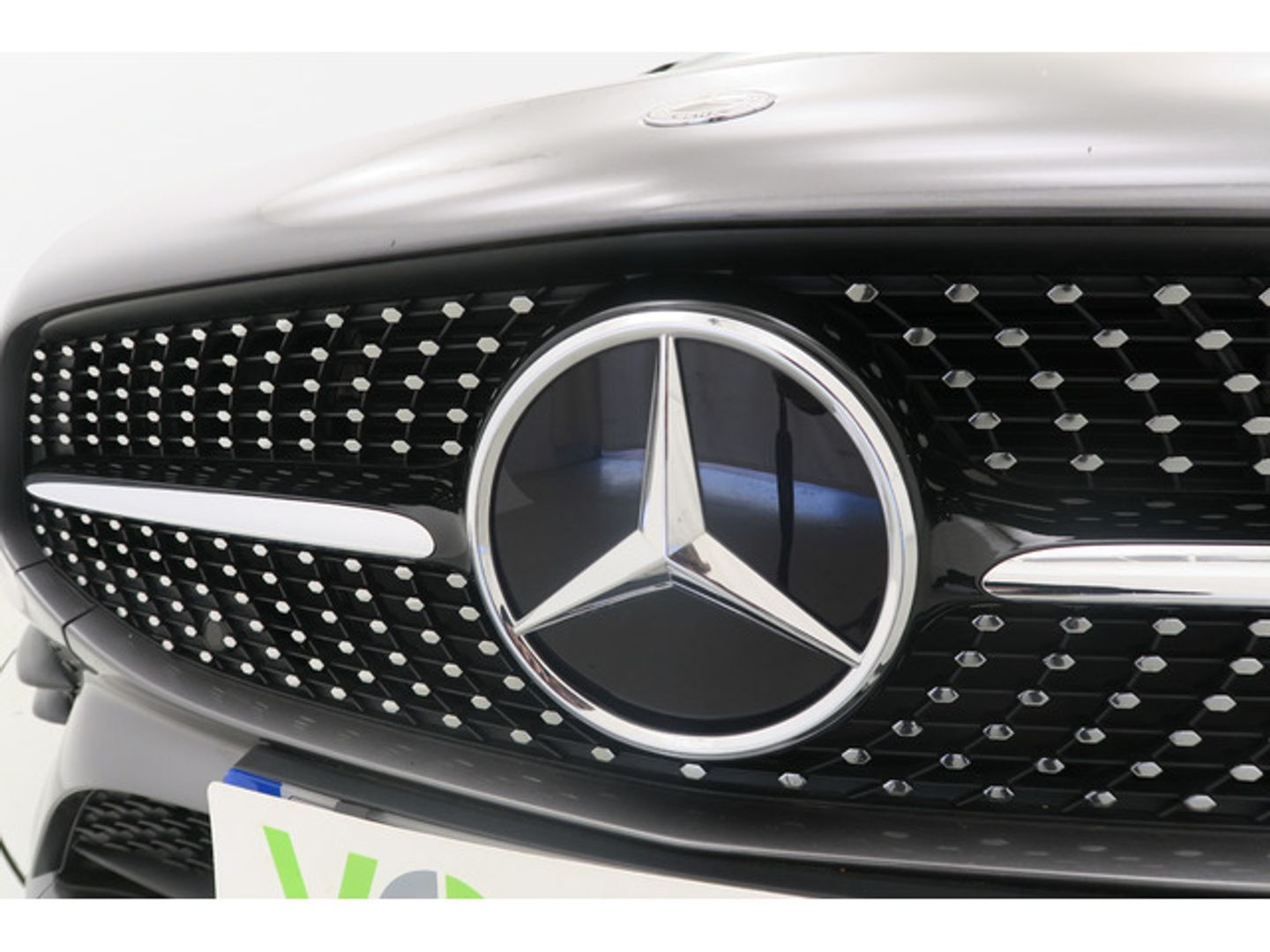 Mercedes-Benz CLA Shooting Brake 180 100 kW (136 CV)
