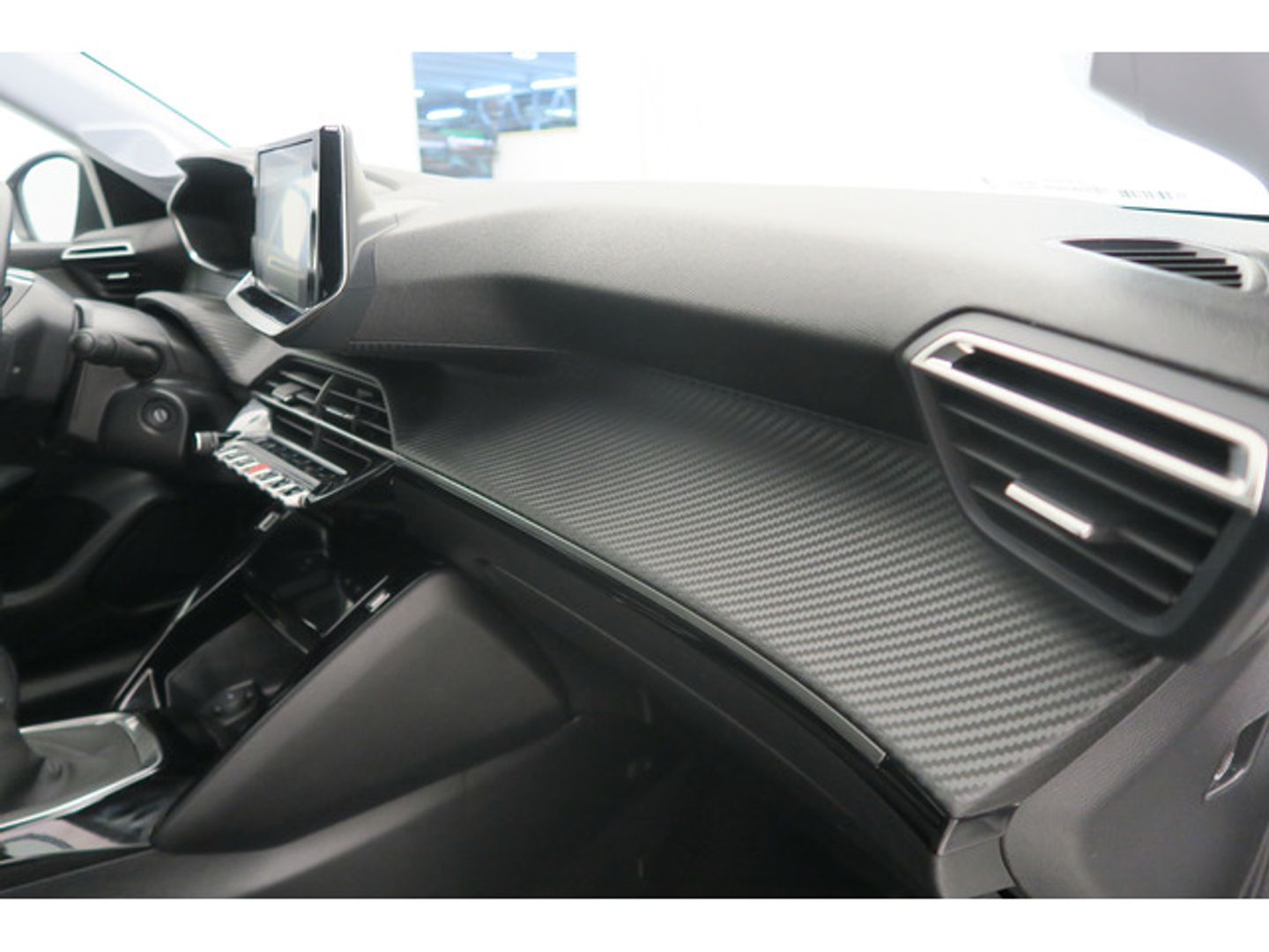 Peugeot 208 PureTech 100 Allure 75 kW (100 CV)
