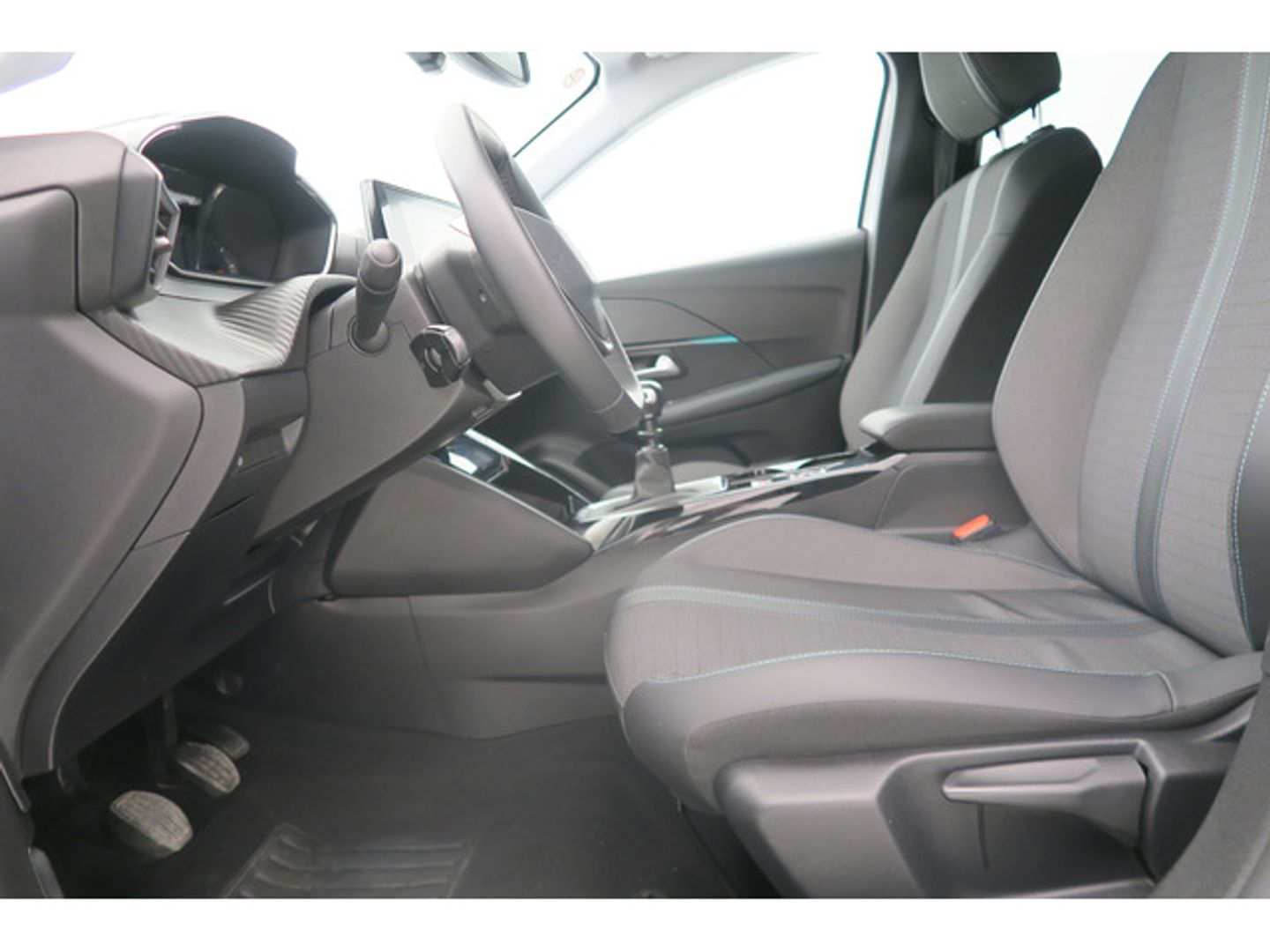 Peugeot 208 PureTech 100 Allure 75 kW (100 CV)