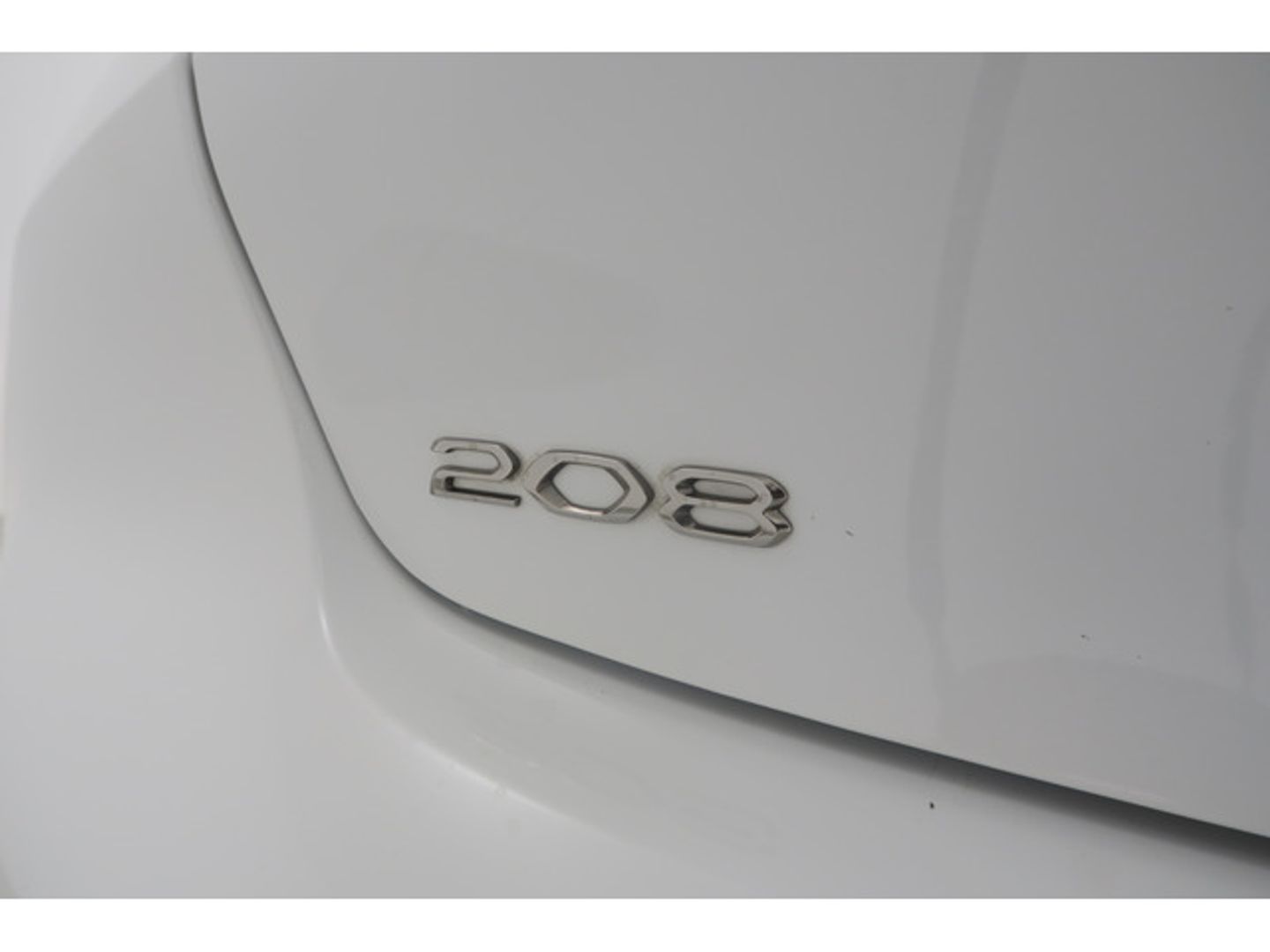 Peugeot 208 PureTech 100 Allure 75 kW (100 CV)