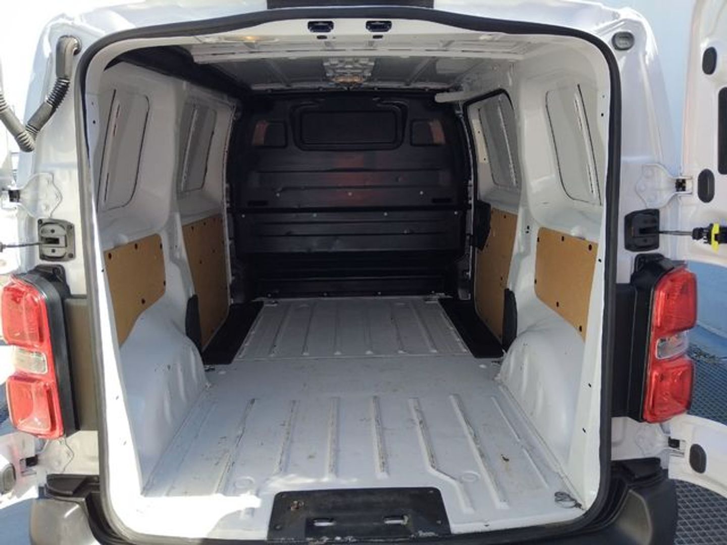 Citroen Jumpy Furgon BlueHDI 120 Talla M 88 kW (120 CV)