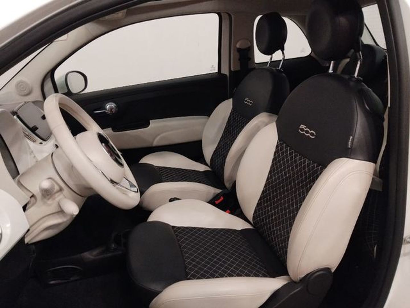 Fiat 500 1.0 Hybrid Dolcevita 51 kW (70 CV)