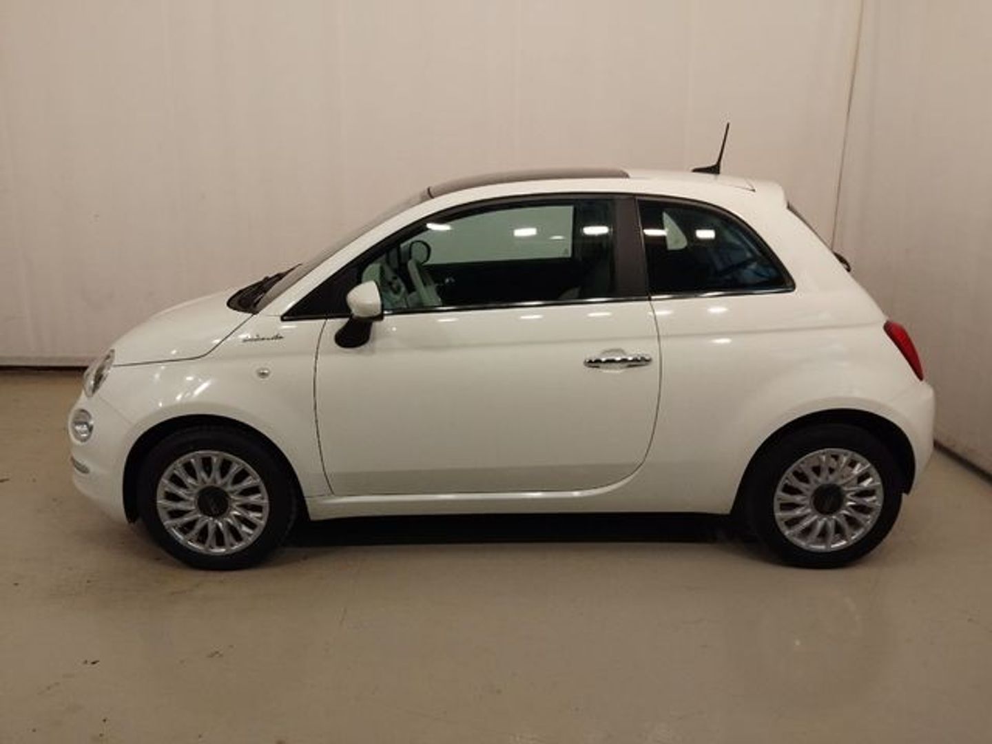 Fiat 500 1.0 Hybrid Dolcevita 51 kW (70 CV)
