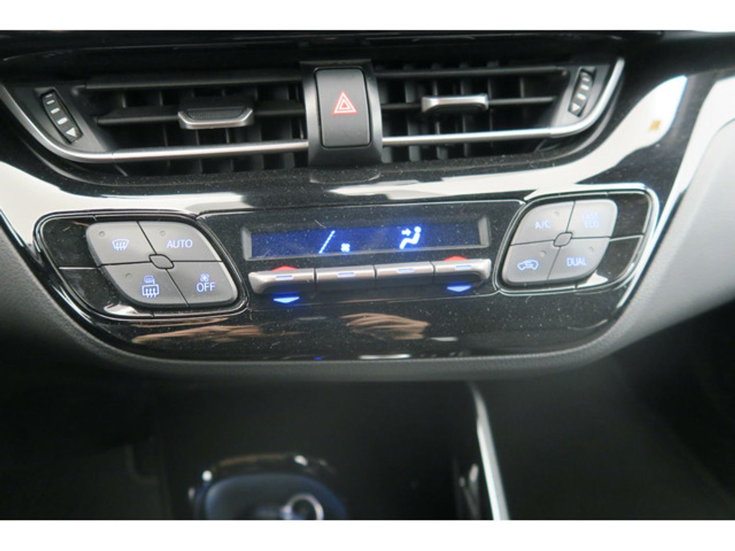 Toyota C-HR 1.8 125H Advance 90 kW (122 CV)