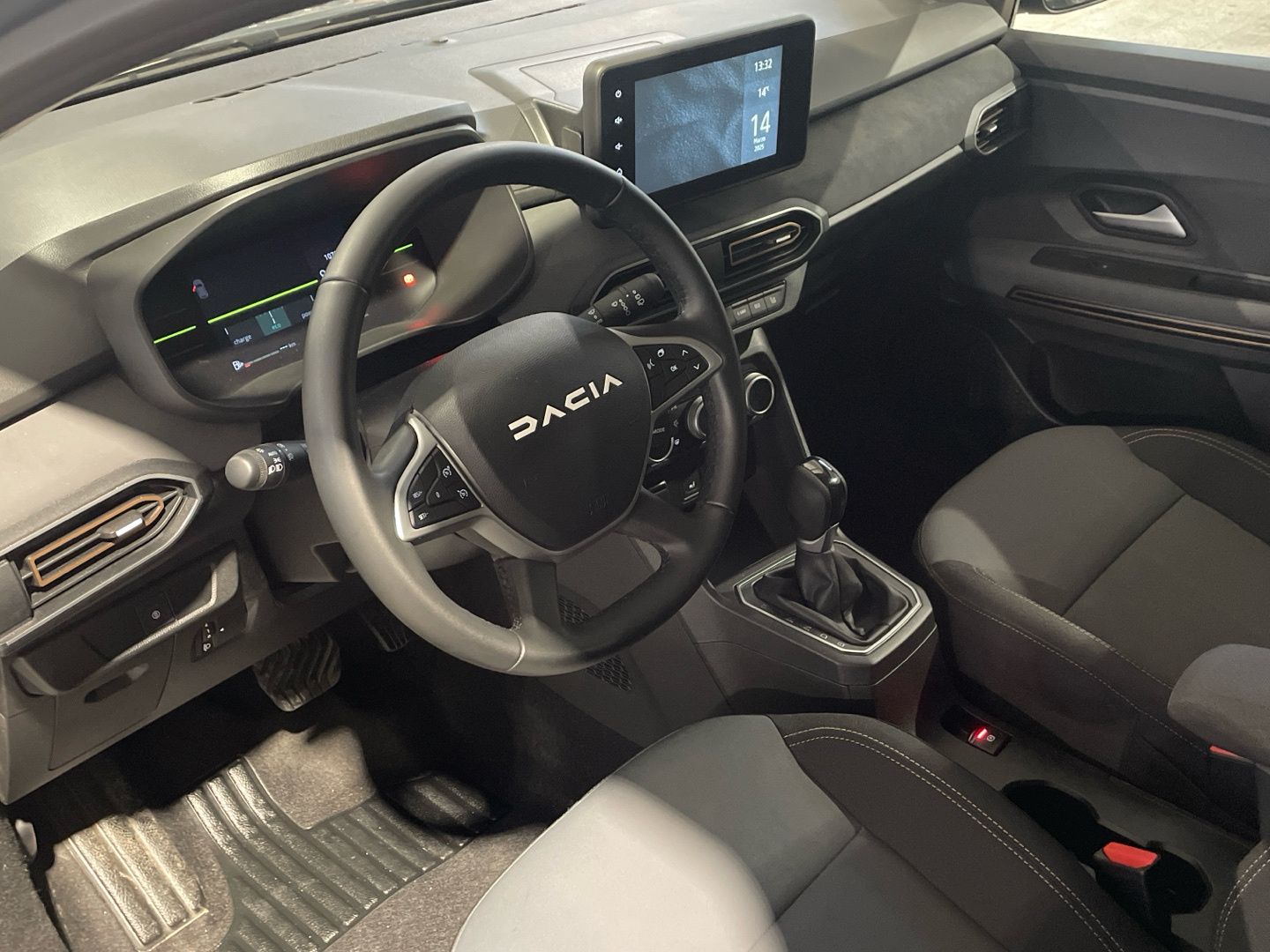 Dacia Jogger Hybrid Extreme 104 kW (140 CV)