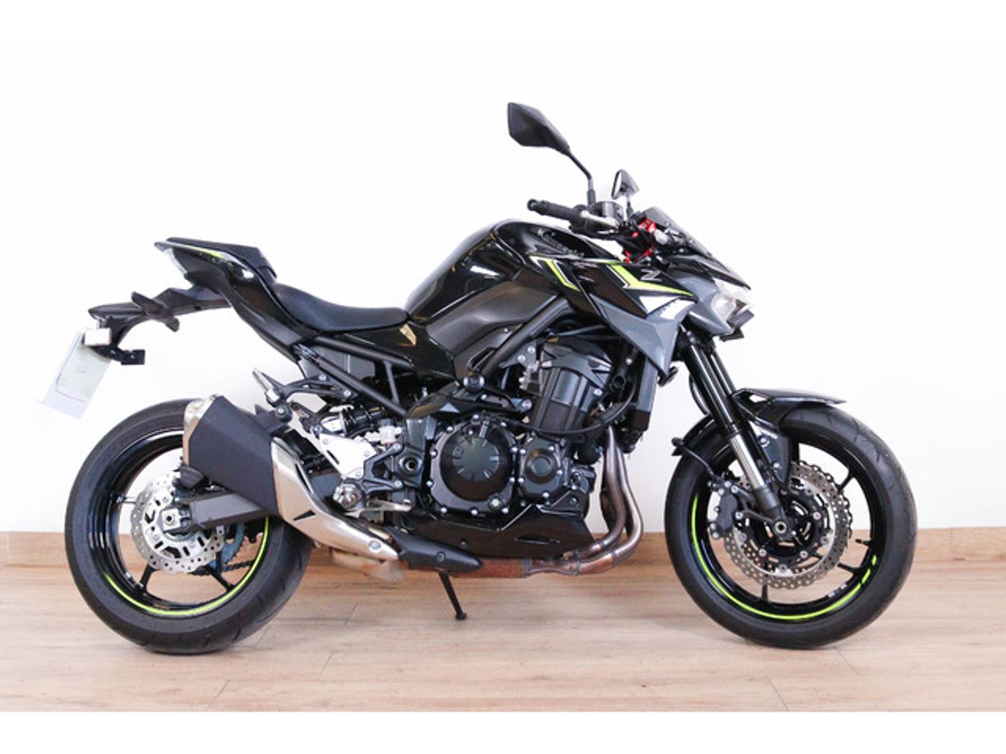 Kawasaki Z900 Negro Motorcycle