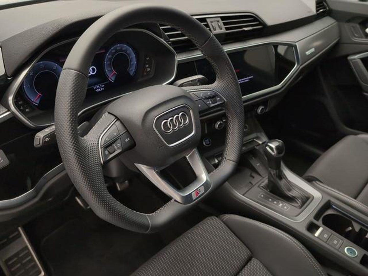 Audi Q3 Black line 35 TDI 110 kW (150 CV) S tronic