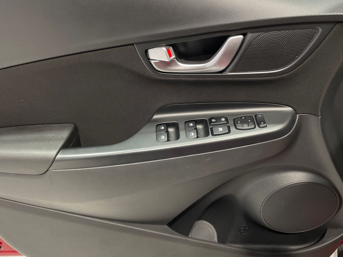 Hyundai Kona 1.6 GDI HEV Maxx DCT 104 kW (141 CV)