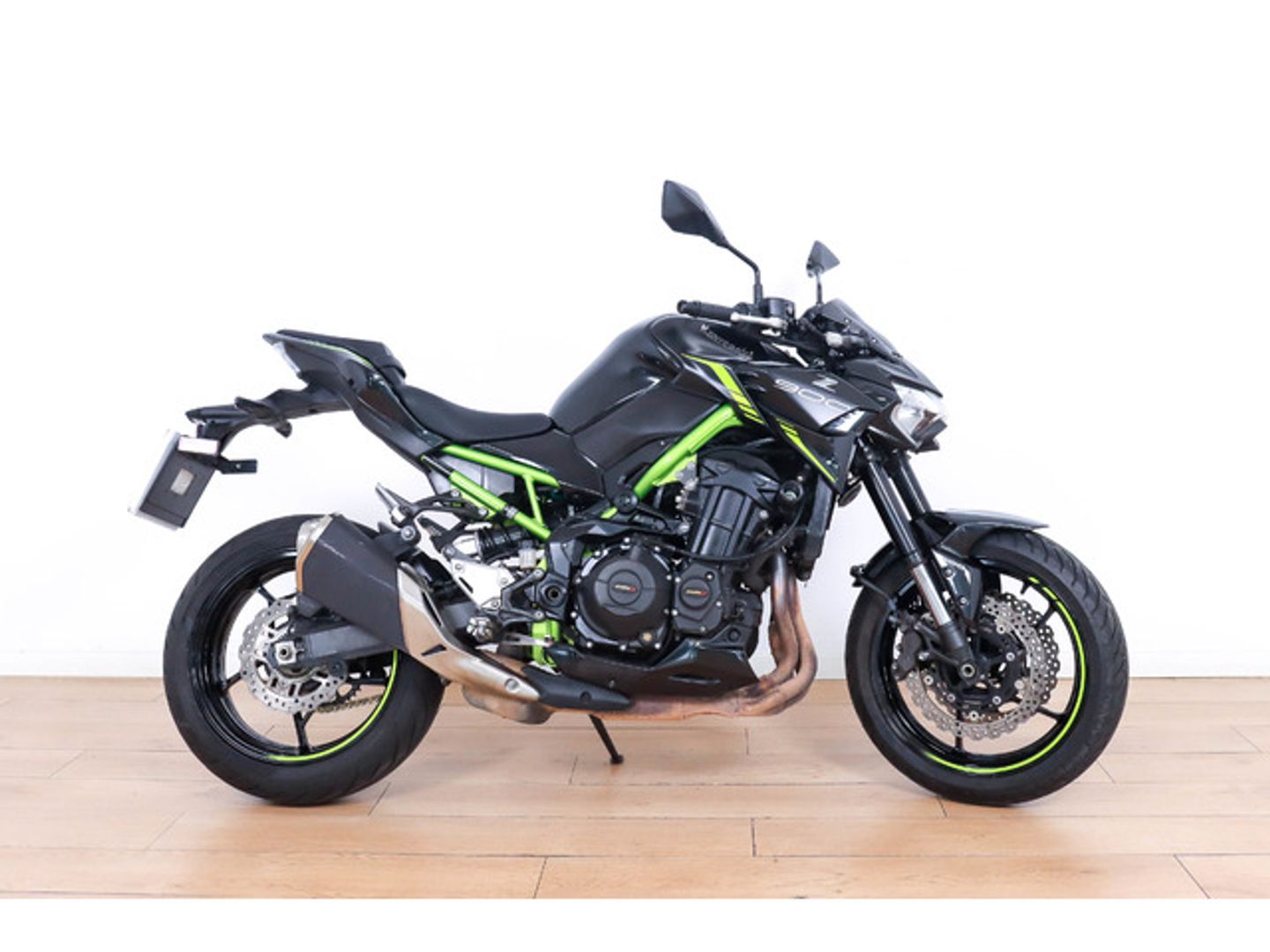 Kawasaki Z900/A2 Negro Motorcycle