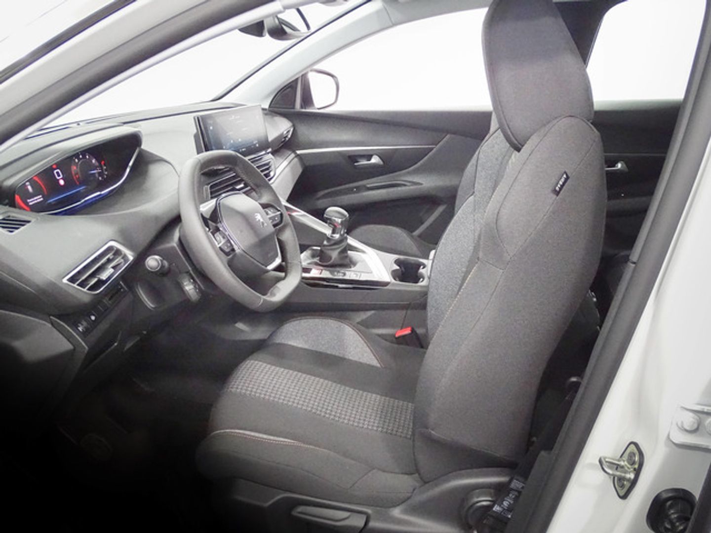 Peugeot 3008 PureTech 130 S&S Active Pack 96 kW (130 CV)