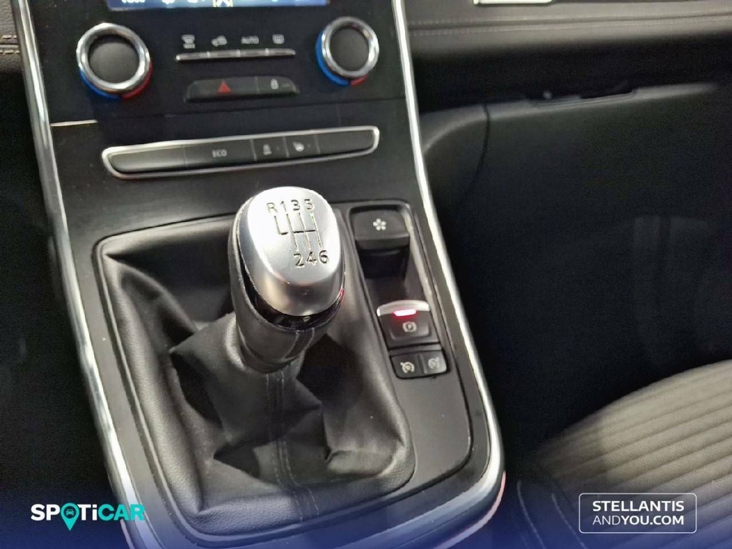 Renault Scenic Zen TCe 103 kW (140 CV) GPF