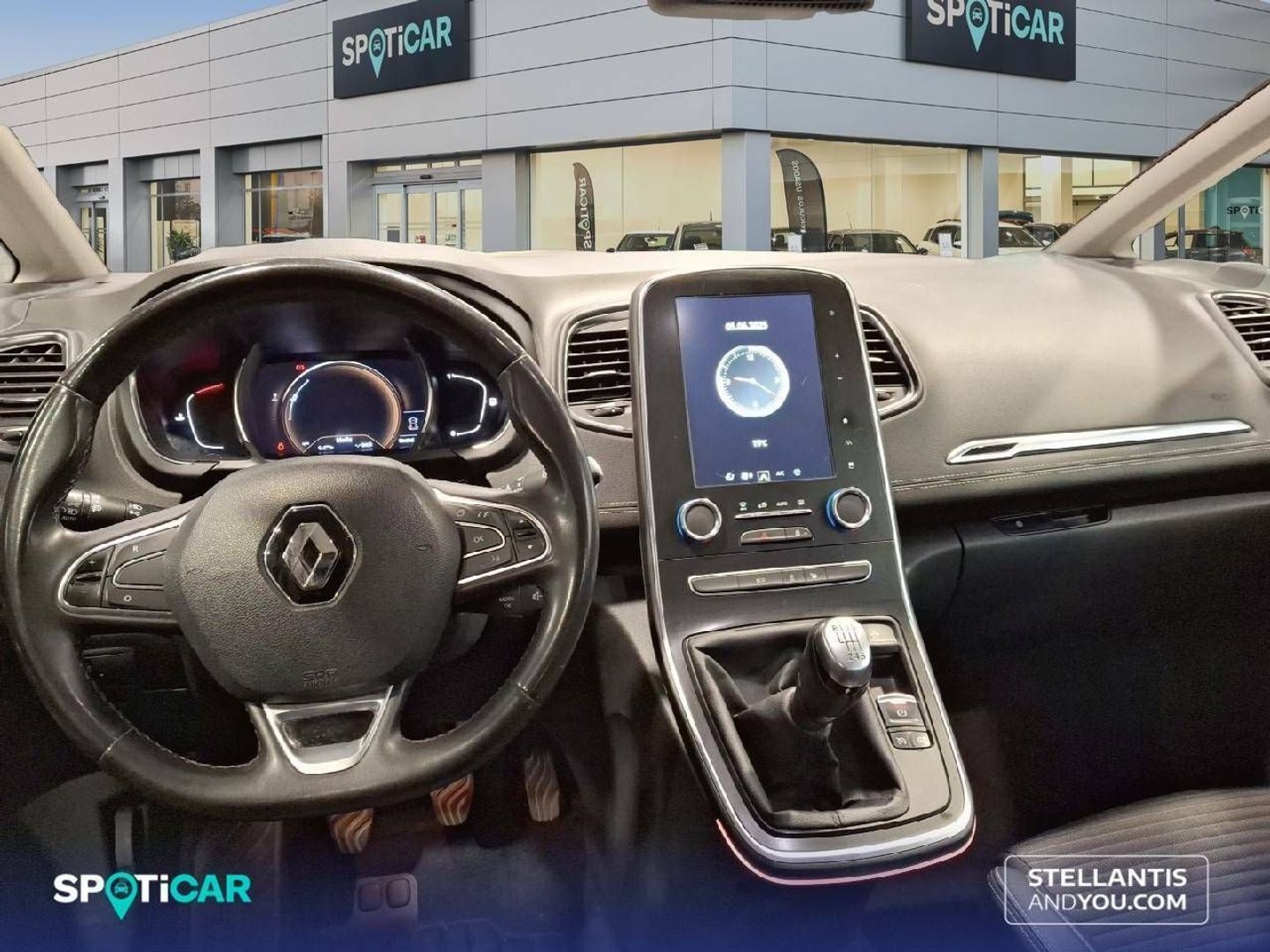Renault Scenic Zen TCe 103 kW (140 CV) GPF