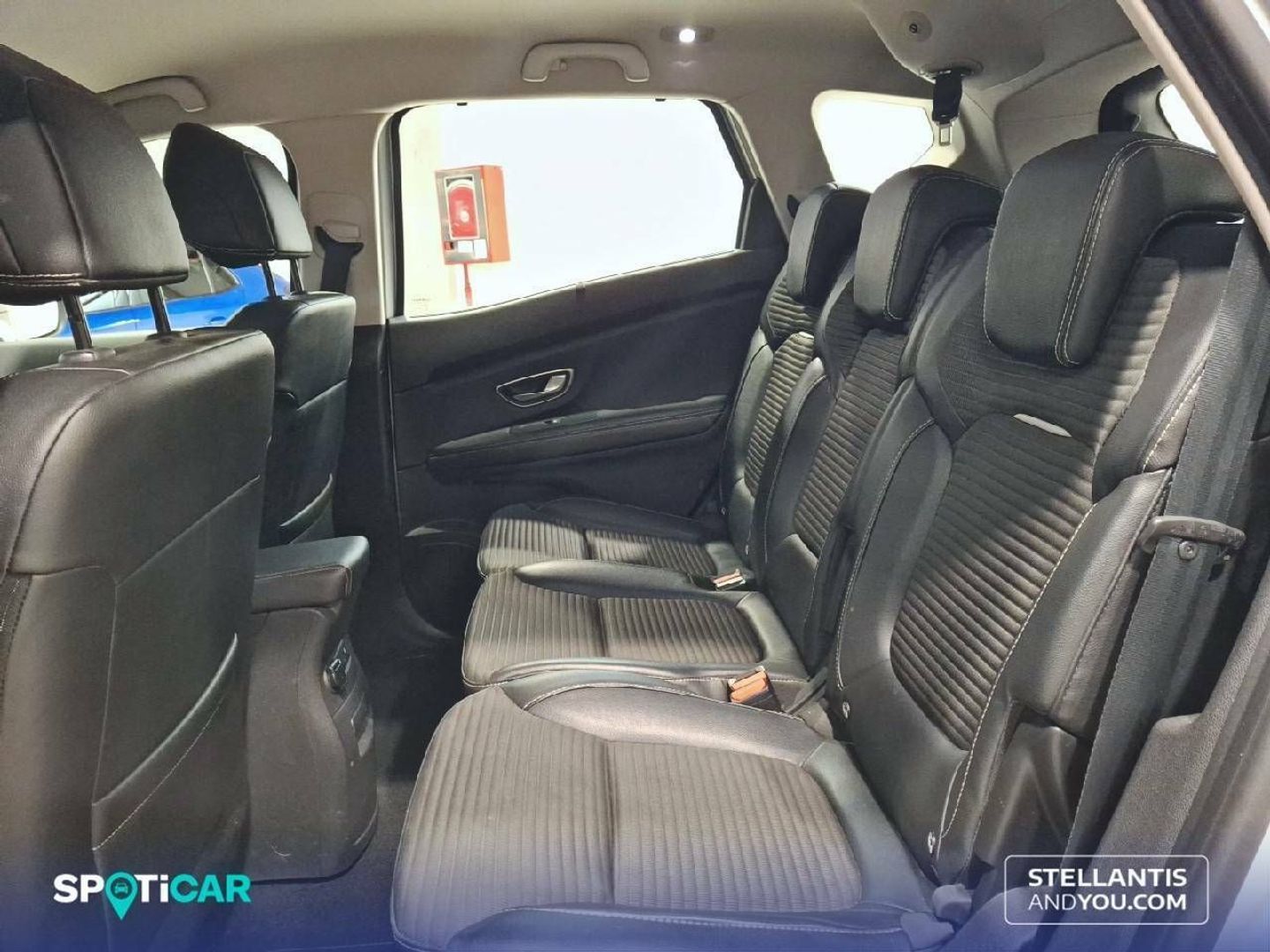 Renault Scenic Zen TCe 103 kW (140 CV) GPF