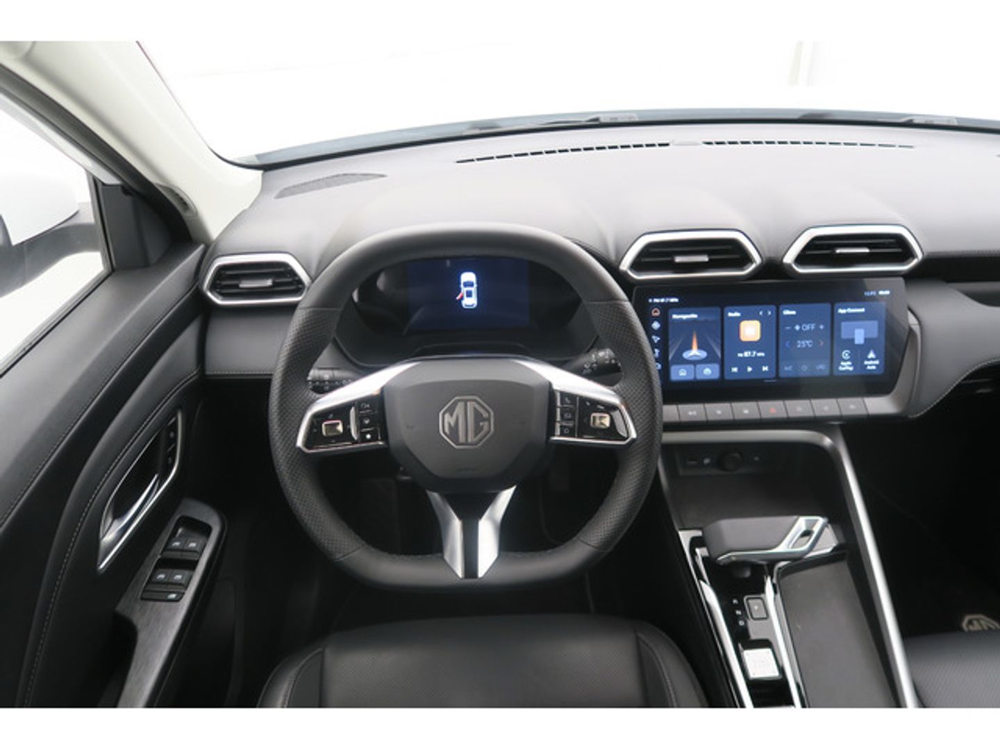 MG ZS 1.5 Hybrid Luxury 145 kW (197 CV)