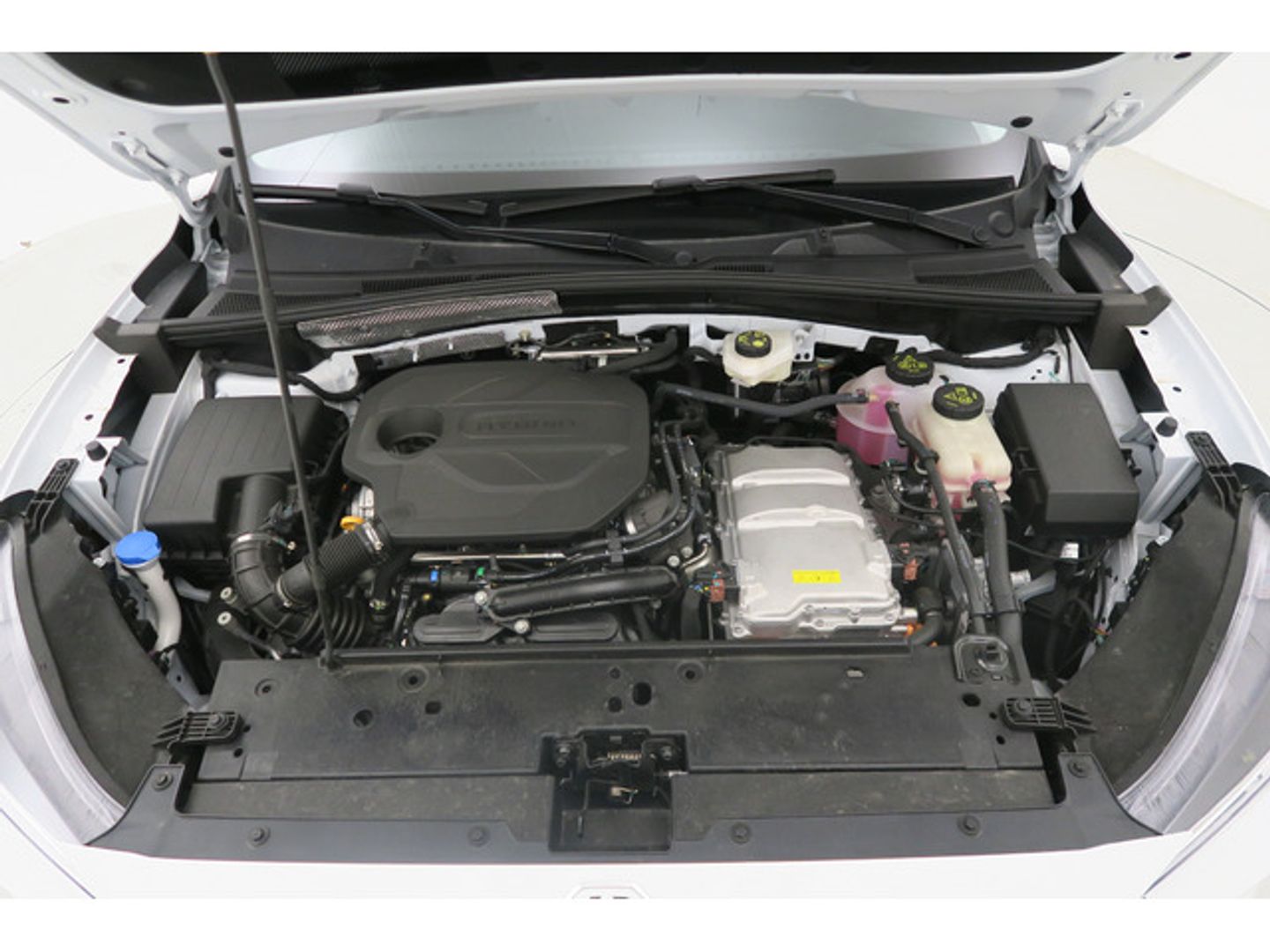 MG ZS 1.5 Hybrid Luxury 145 kW (197 CV)