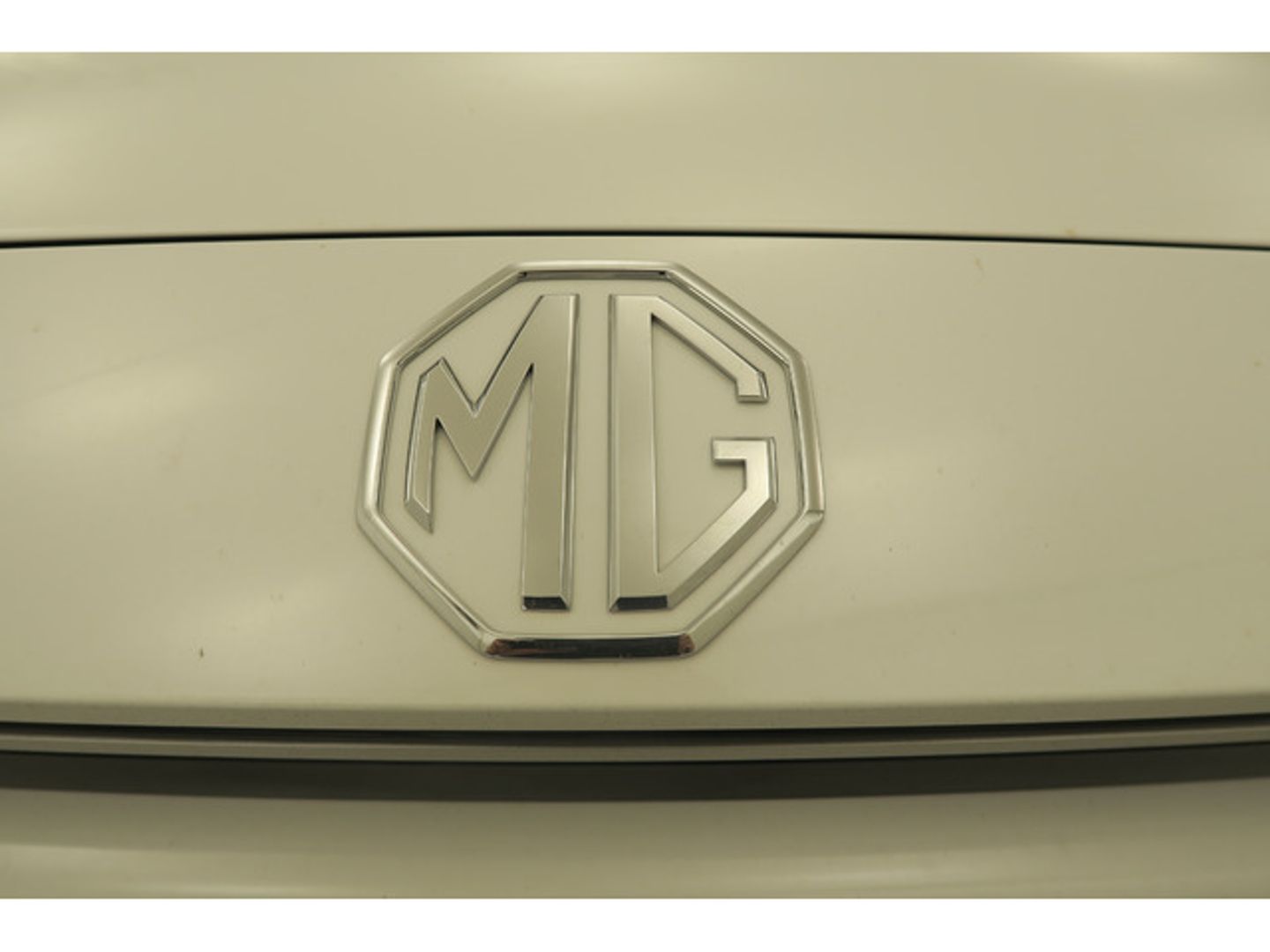 MG ZS 1.5 Hybrid Luxury 145 kW (197 CV)